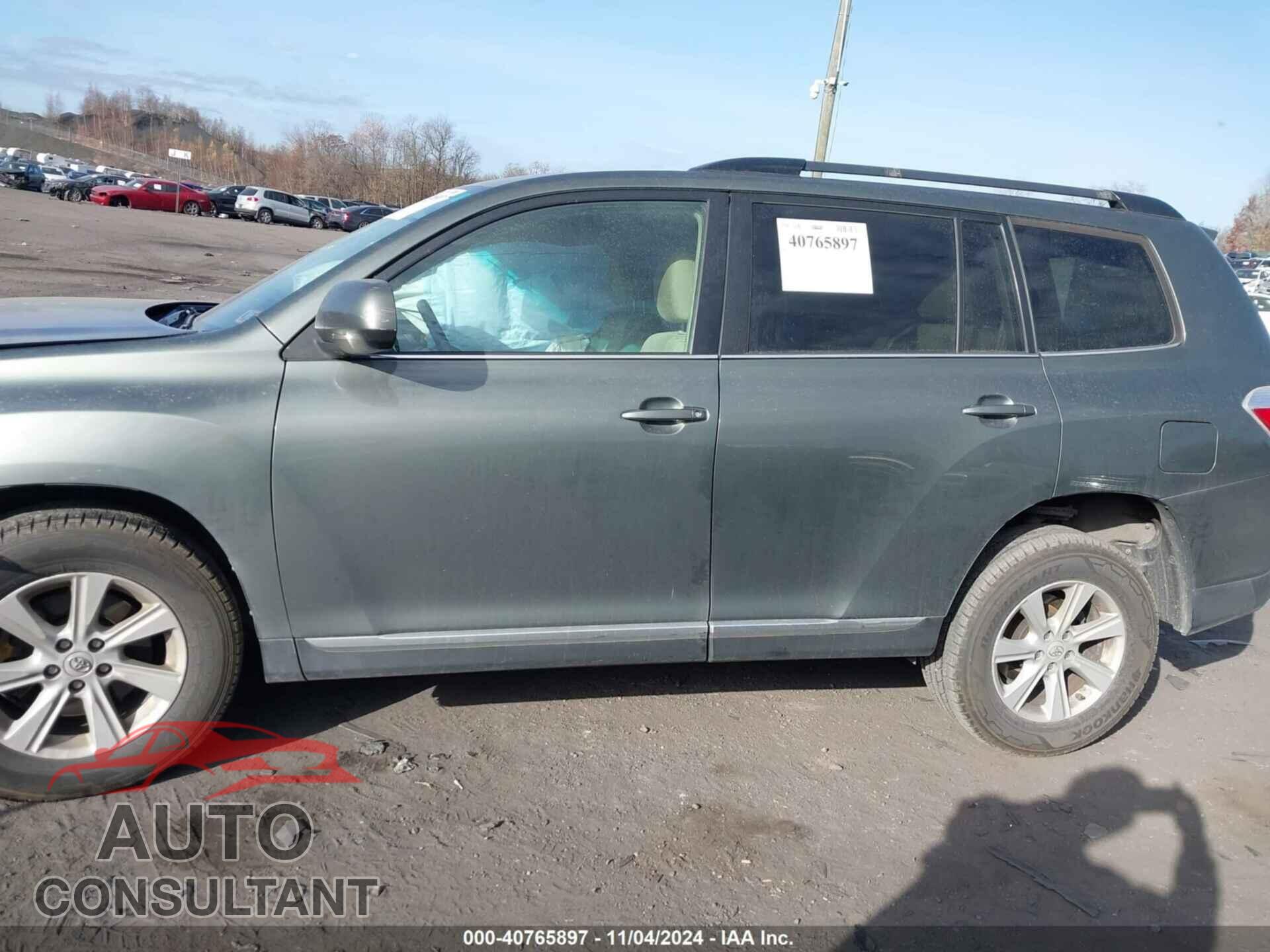 TOYOTA HIGHLANDER 2013 - 5TDBK3EH4DS239461