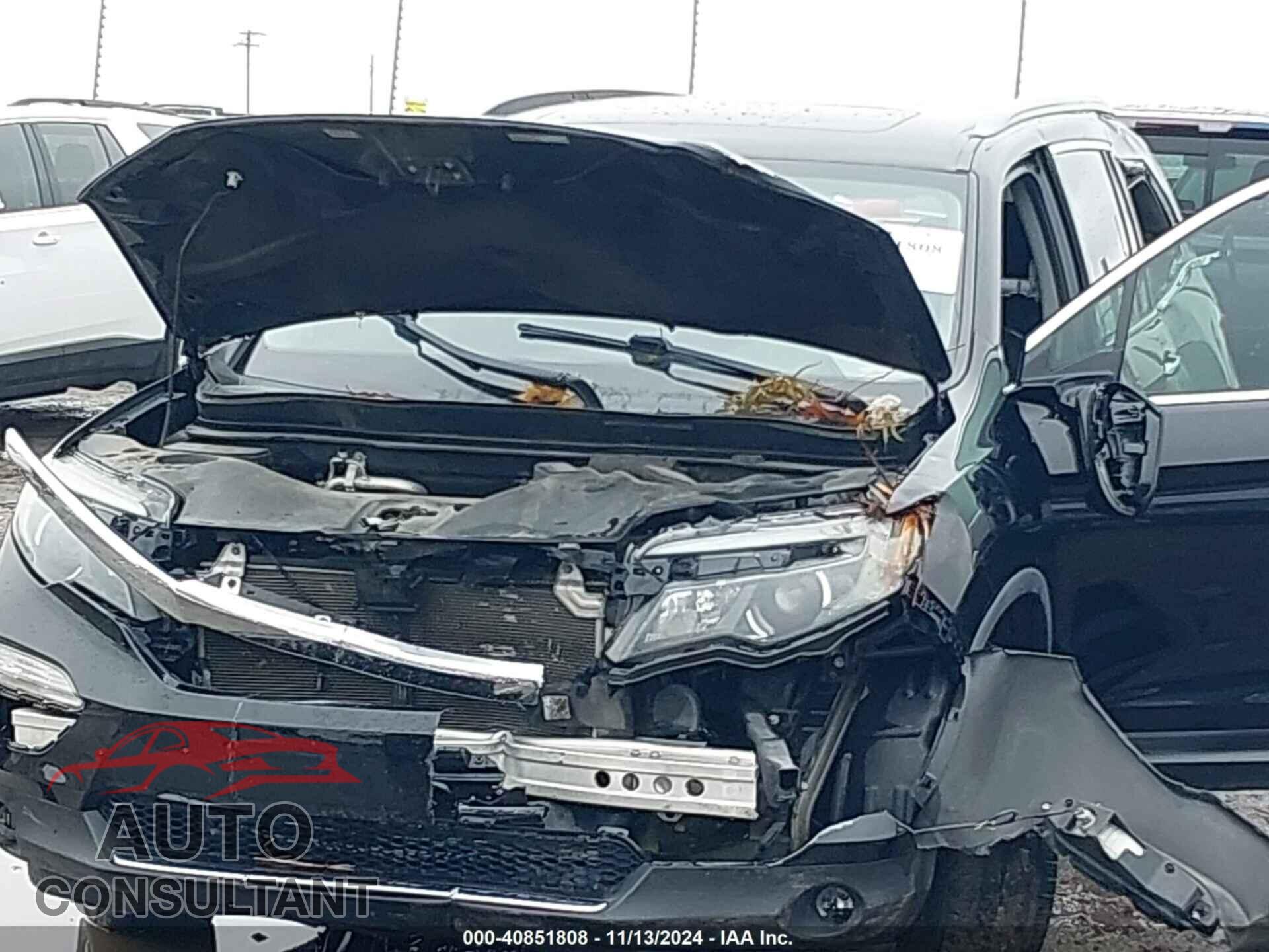 HONDA PILOT 2017 - 5FNYF6H93HB022434