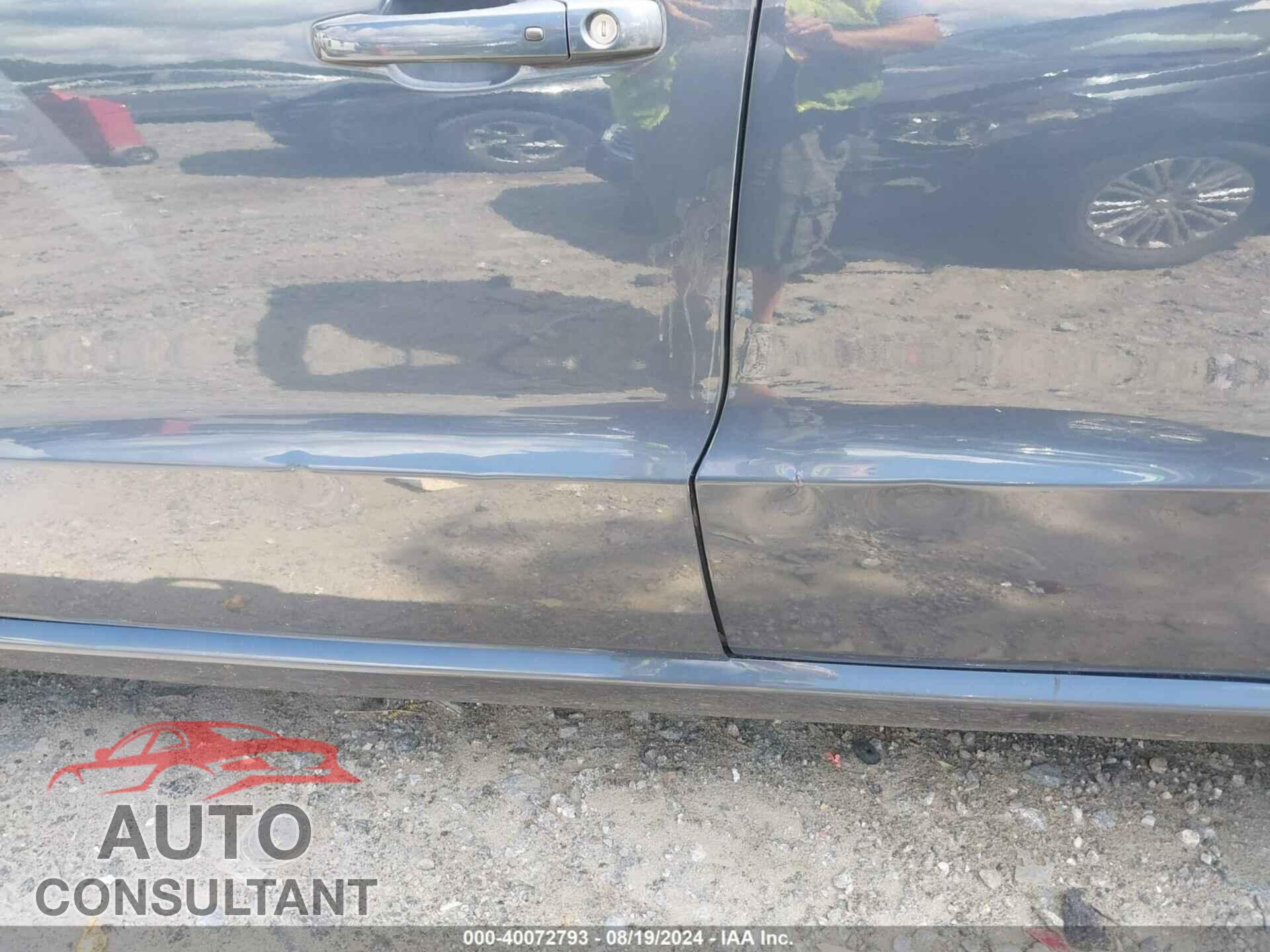 DODGE DURANGO 2019 - 1C4RDJDG3KC717857