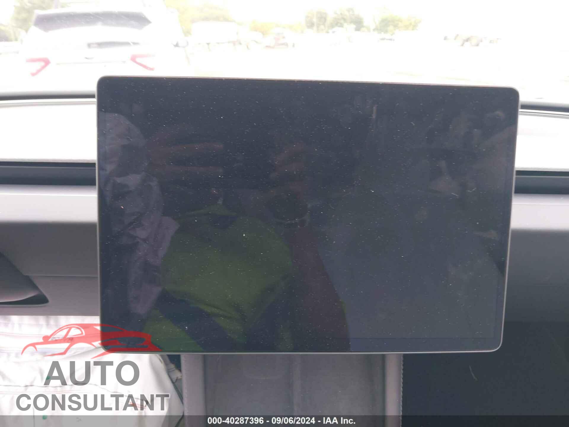 TESLA MODEL 3 2024 - 5YJ3E1EBXRF760448