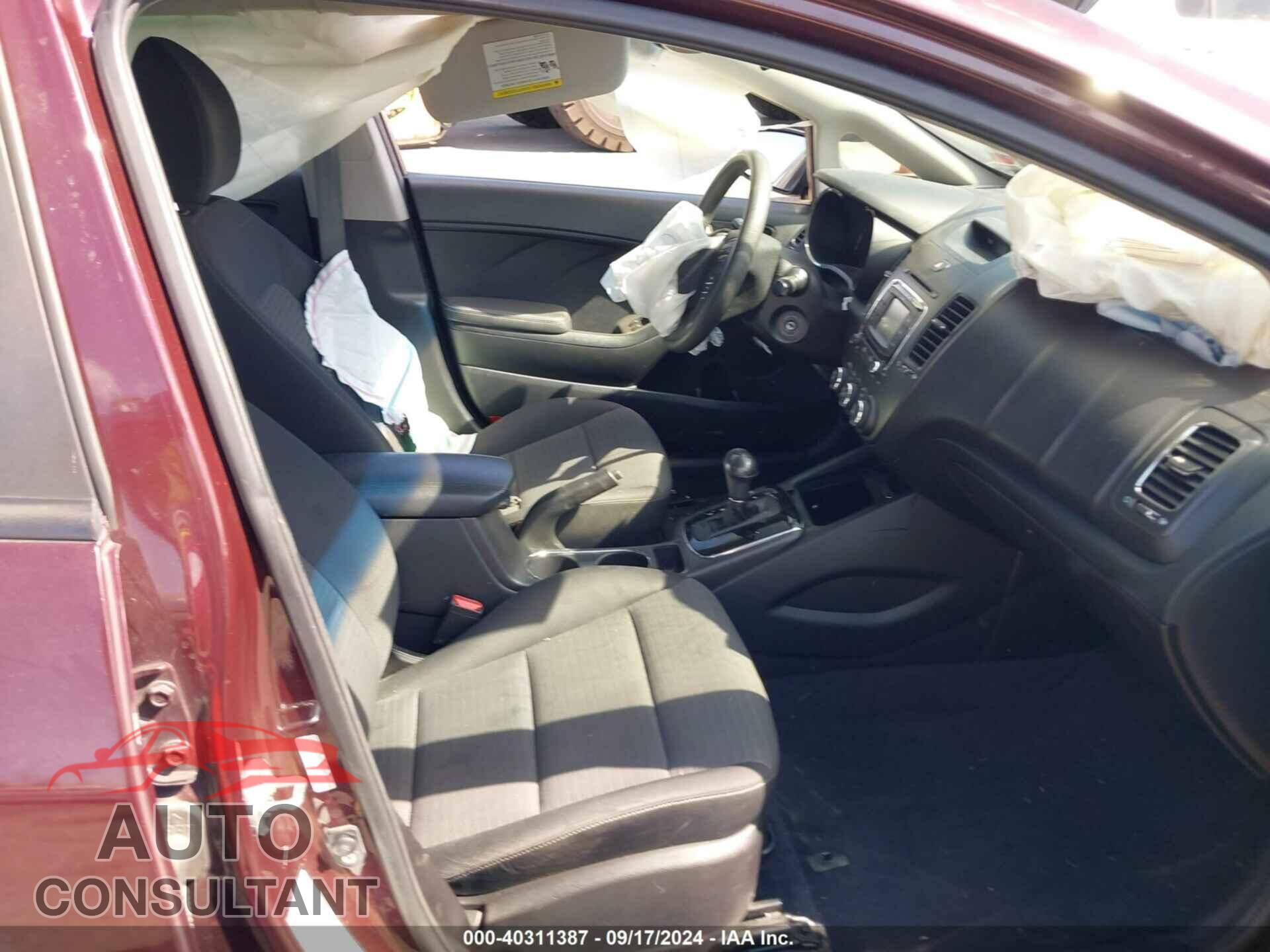 KIA FORTE 2017 - 3KPFL4A78HE007799