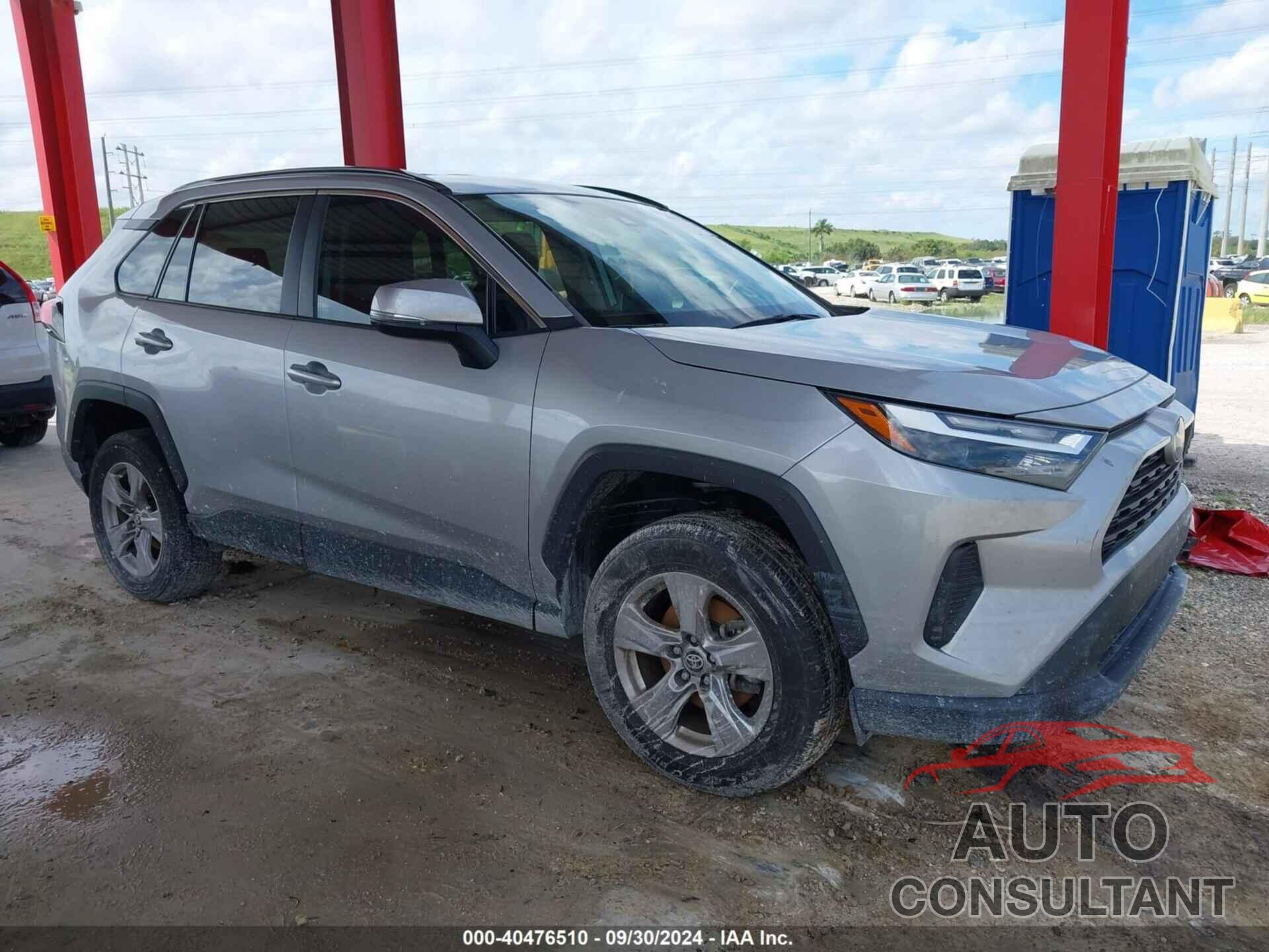 TOYOTA RAV4 2023 - 2T3W1RFV5PW252587