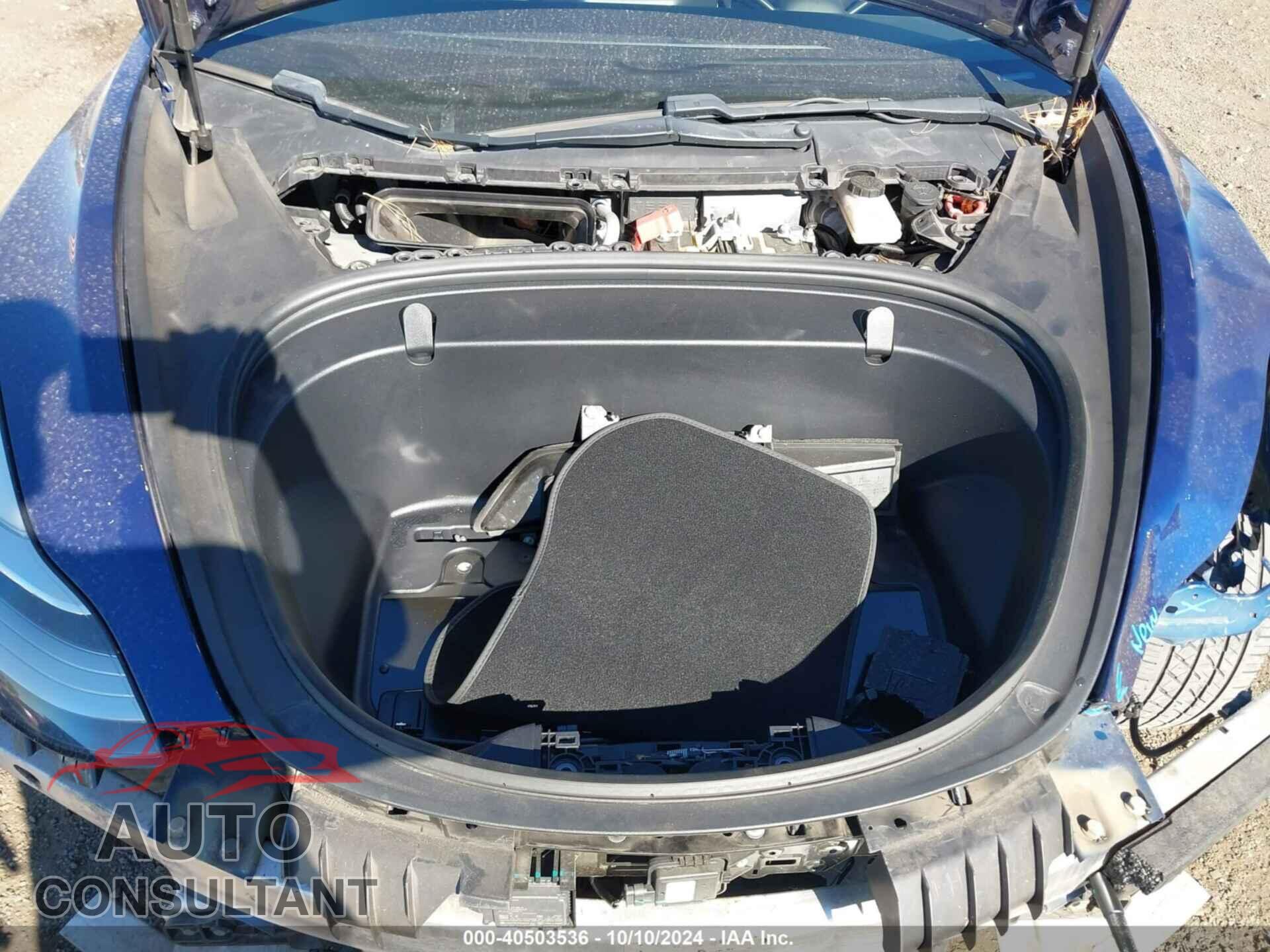 TESLA MODEL 3 2018 - 5YJ3E1EA1JF102335