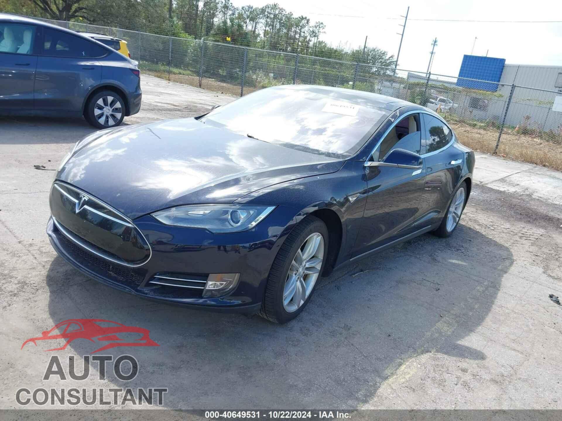 TESLA MODEL S 2013 - 5YJSA1CN5DFP13308