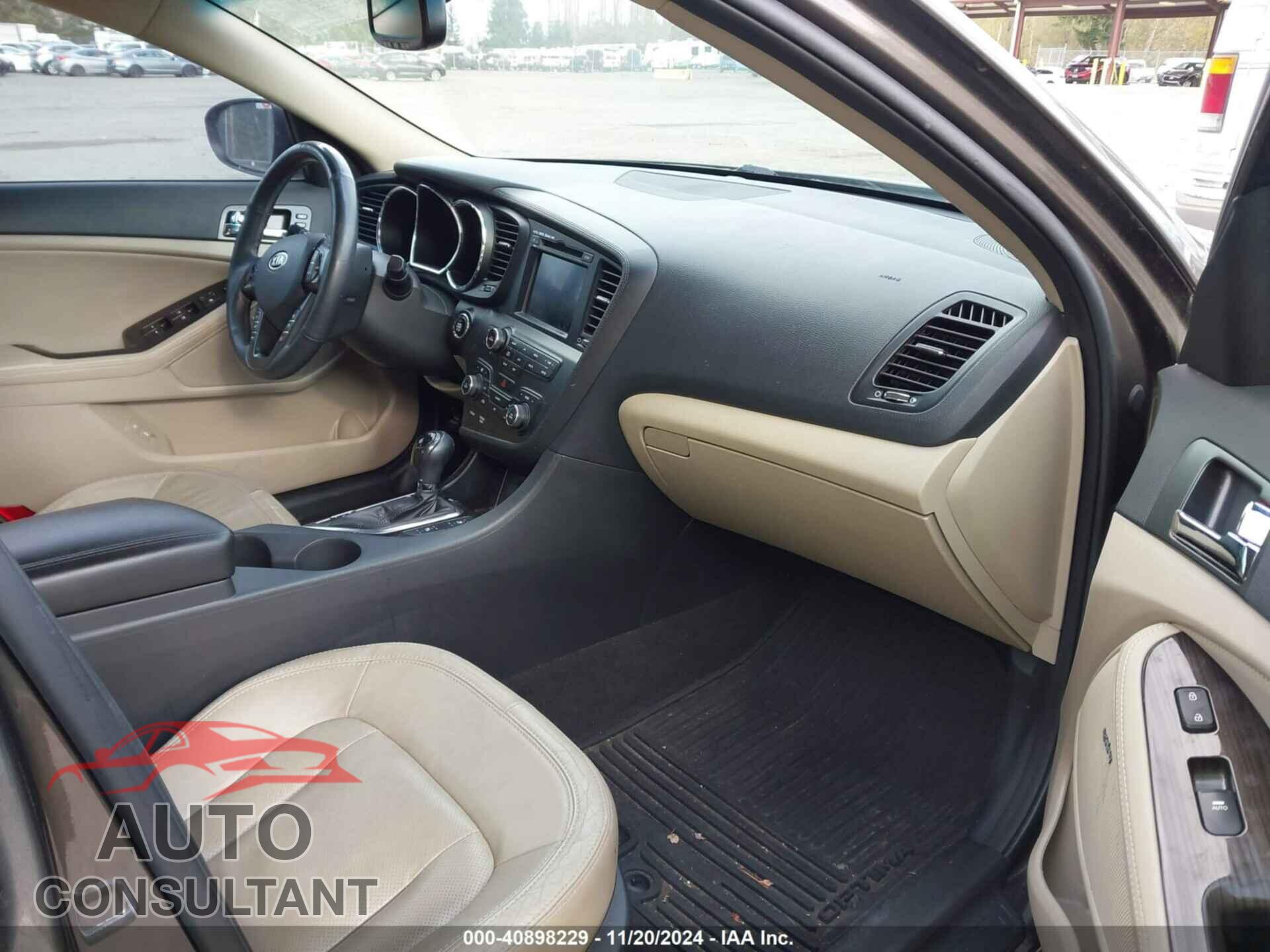KIA OPTIMA 2011 - KNAGN4A75B5100603