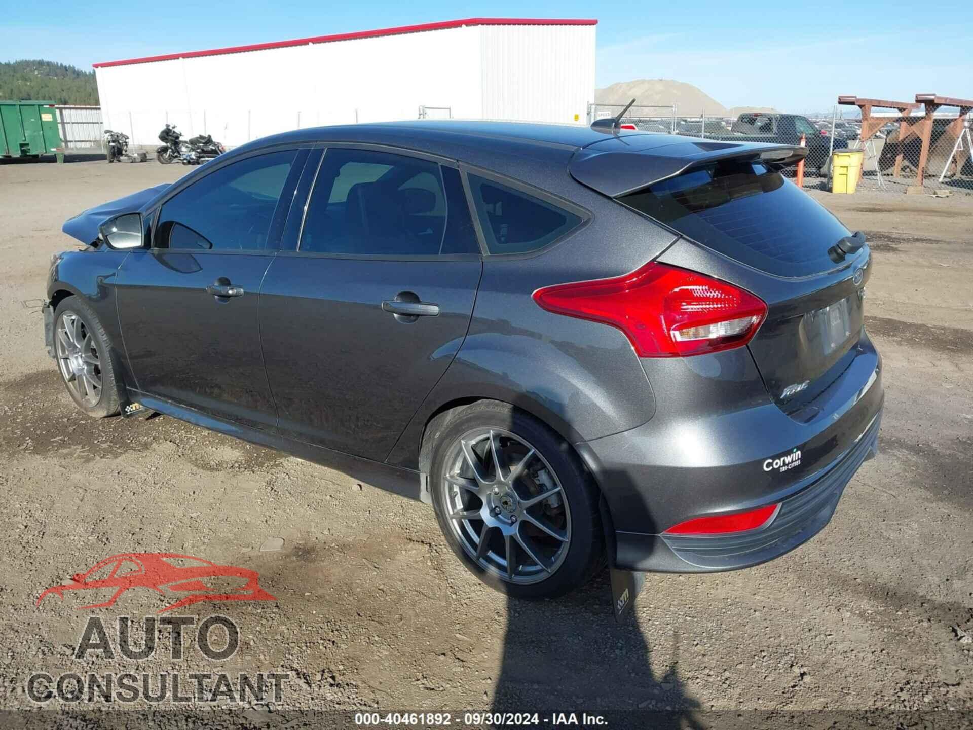FORD FOCUS ST 2017 - 1FADP3L93HL201982
