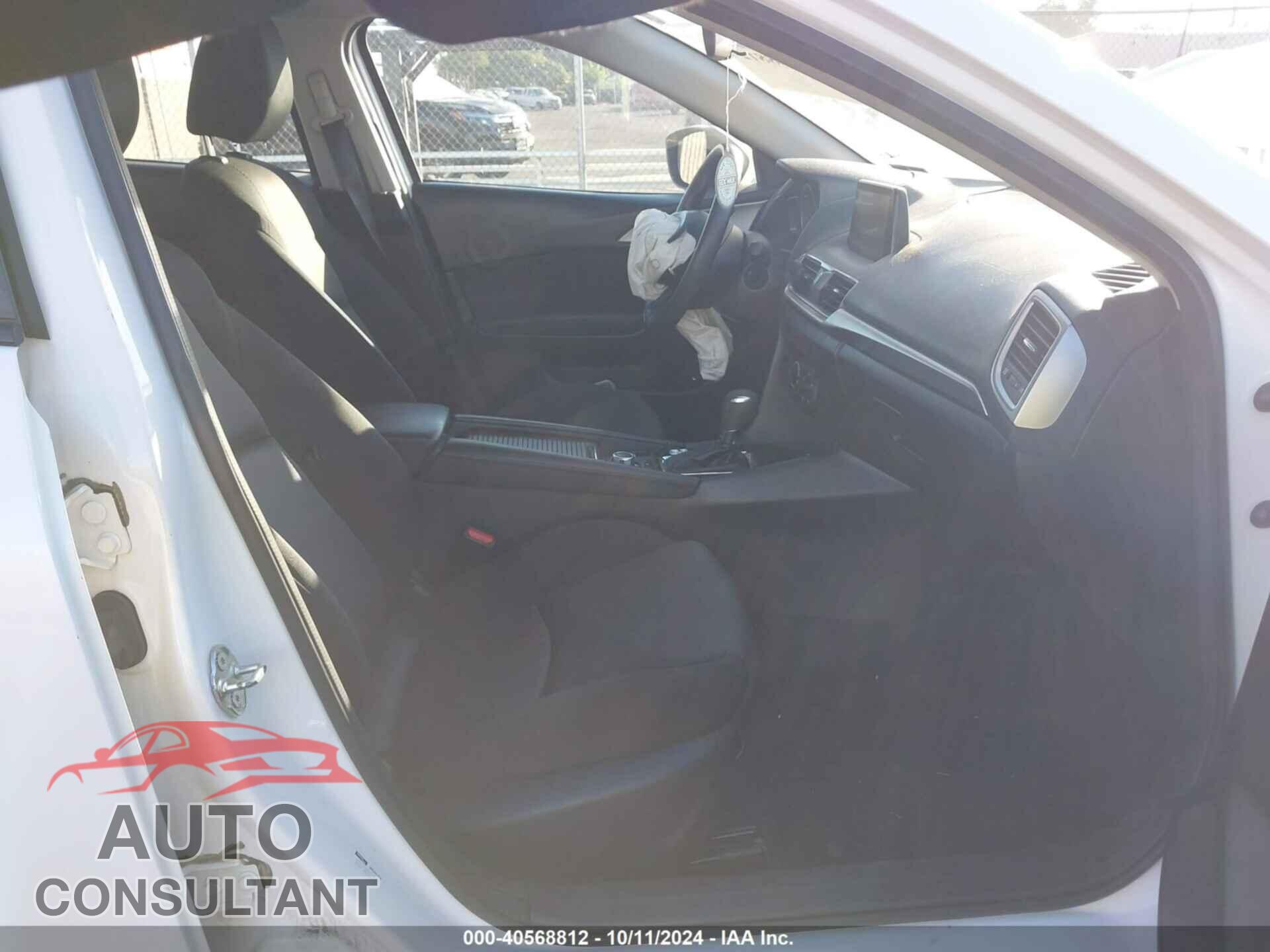 MAZDA 3 2017 - 3MZBN1U73HM153906