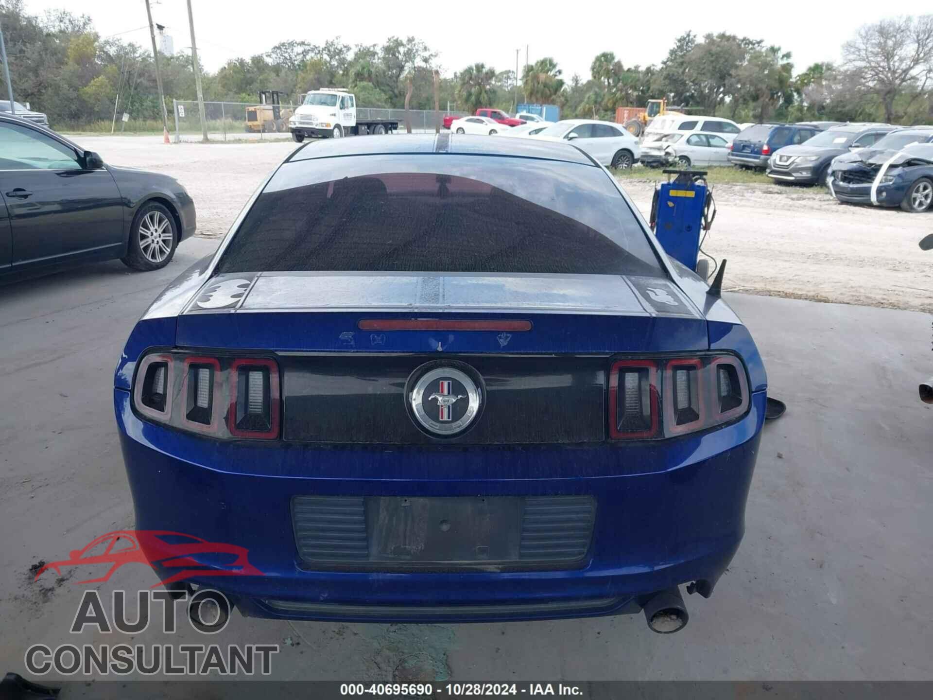 FORD MUSTANG 2013 - 1ZVBP8AM1D5267240