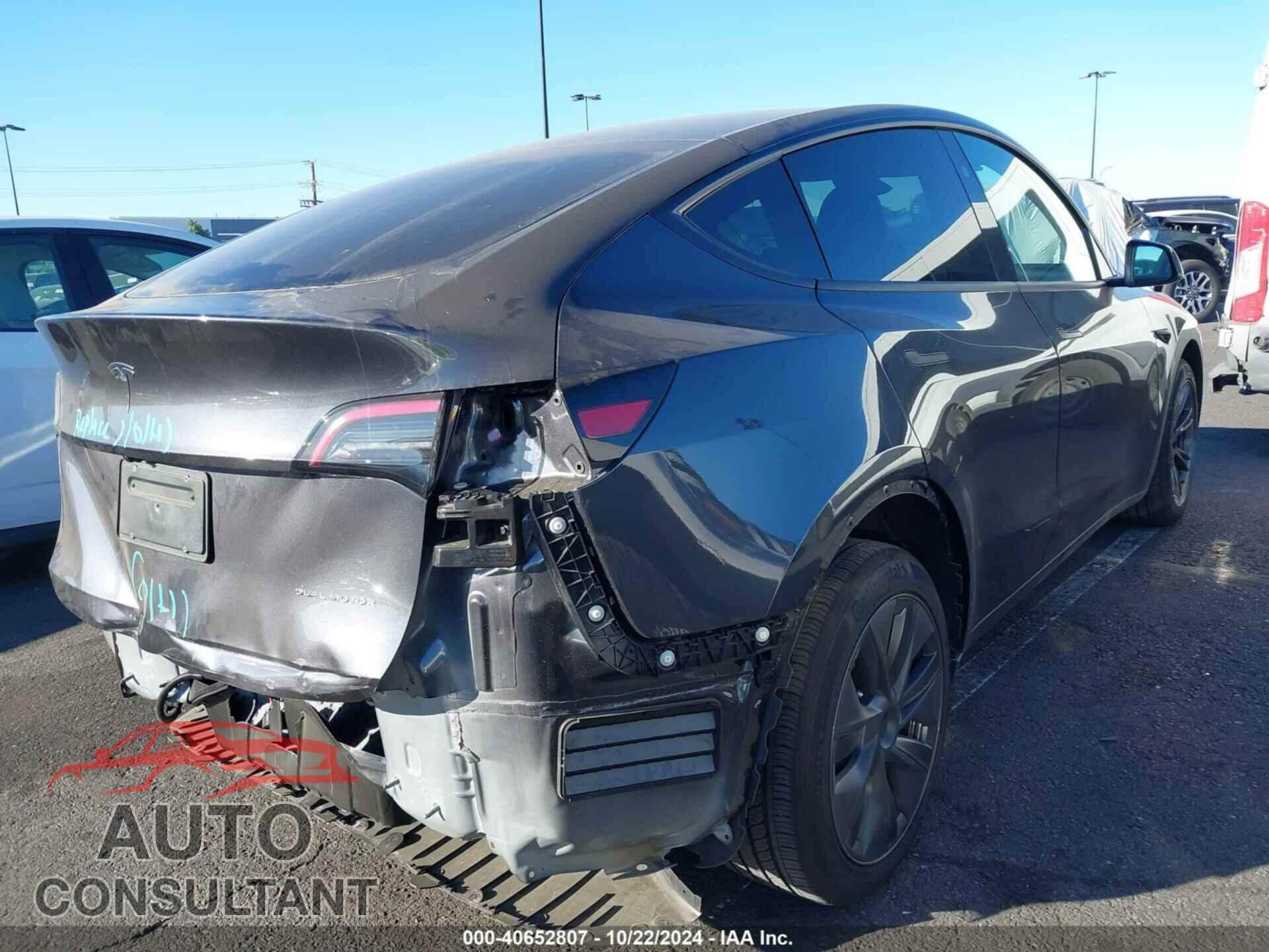 TESLA MODEL Y 2024 - 7SAYGDEE1RF163929