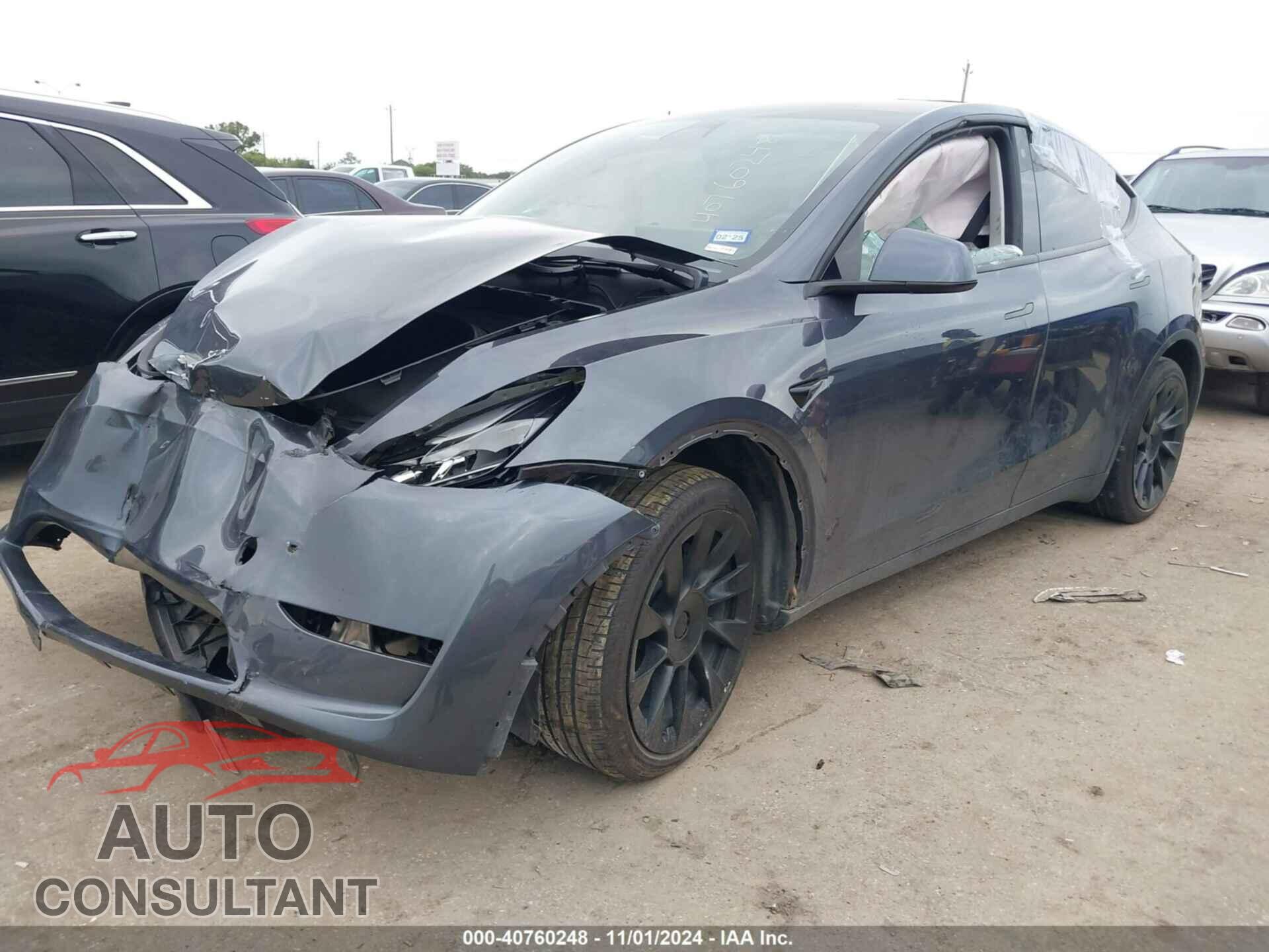 TESLA MODEL Y 2023 - 7SAYGAEE6PF630077