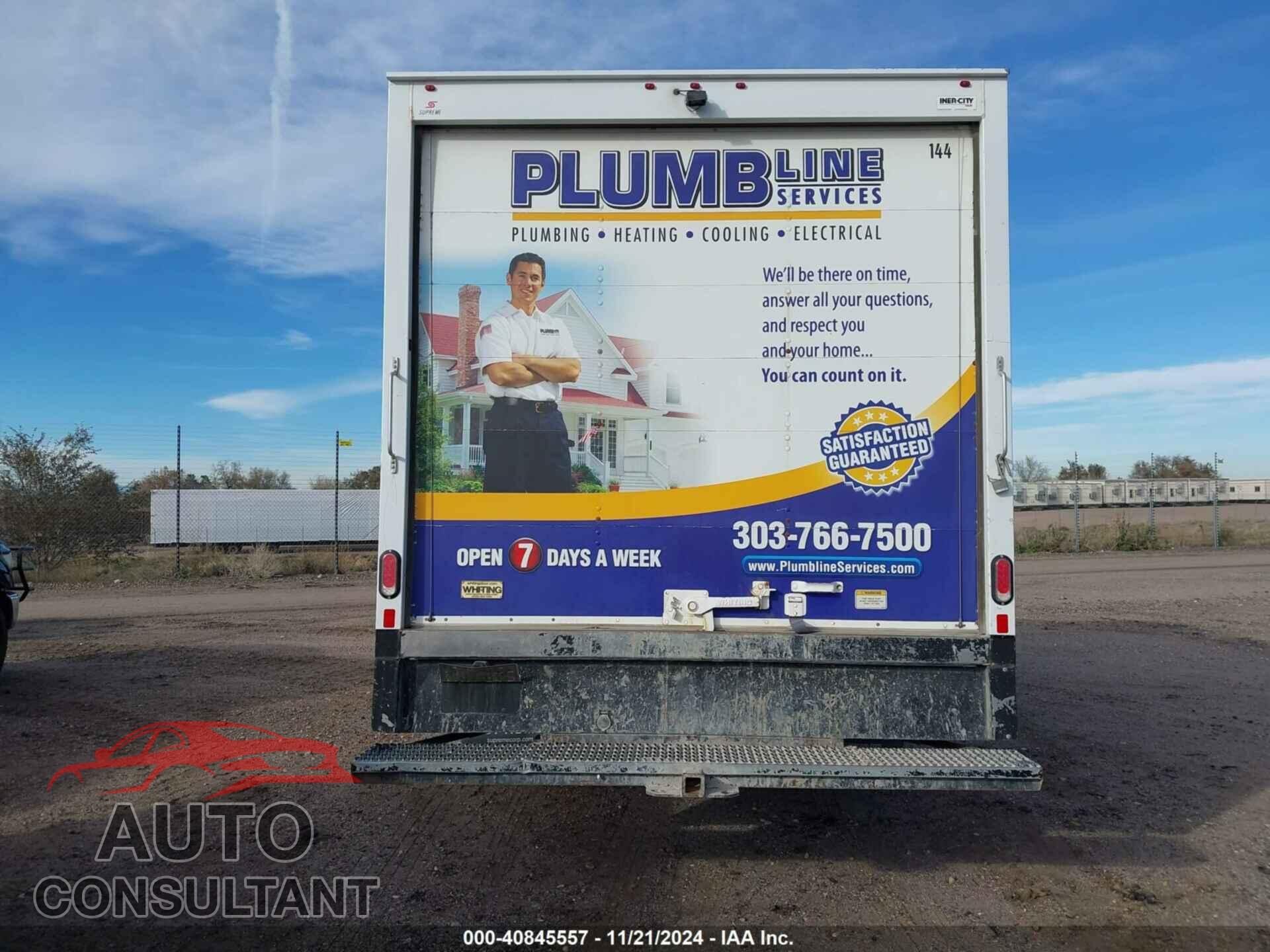 FORD E-450 CUTAWAY 2018 - 1FDXE4FS8JDC23800