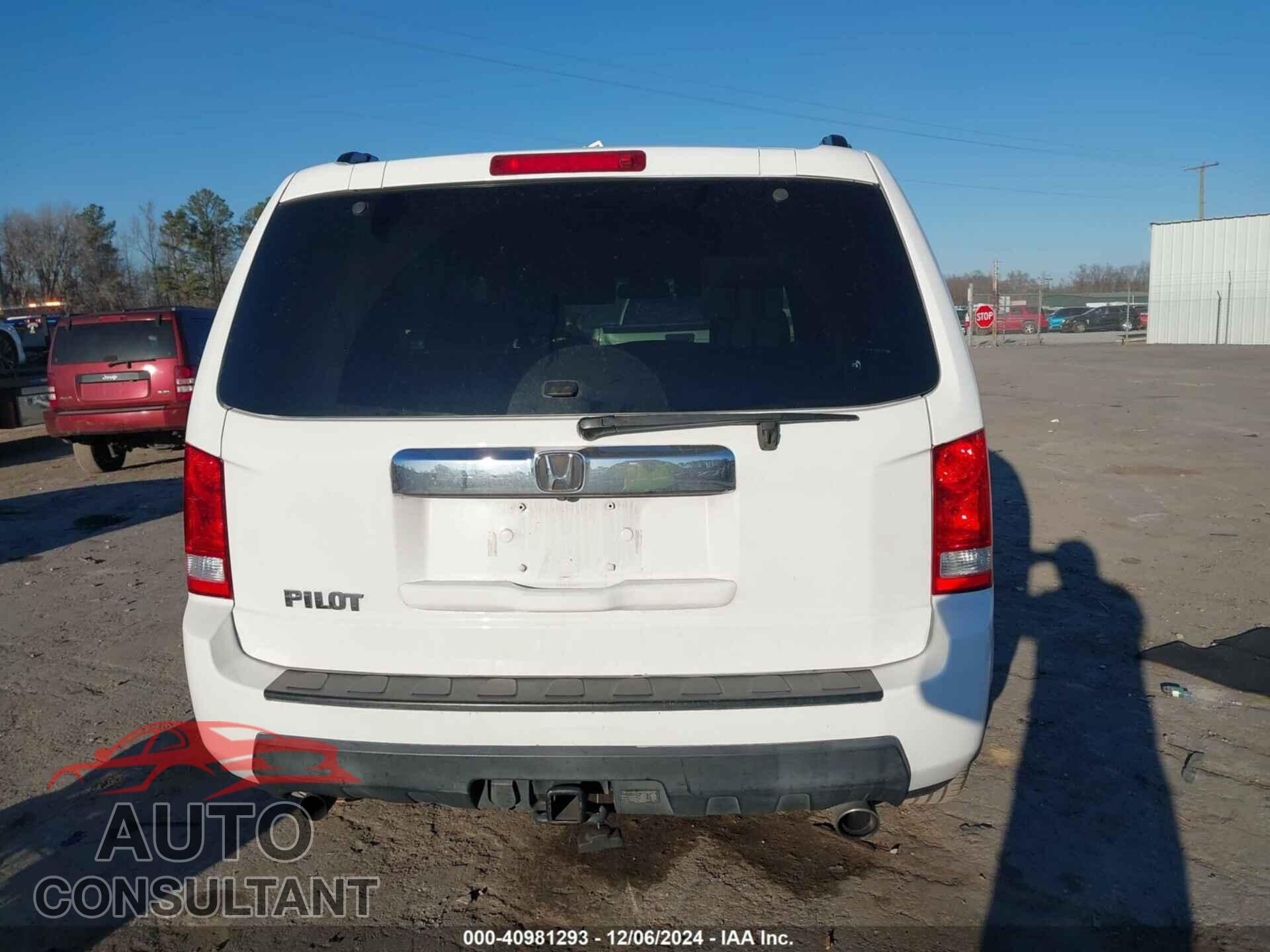 HONDA PILOT 2011 - 5FNYF3H56BB014895