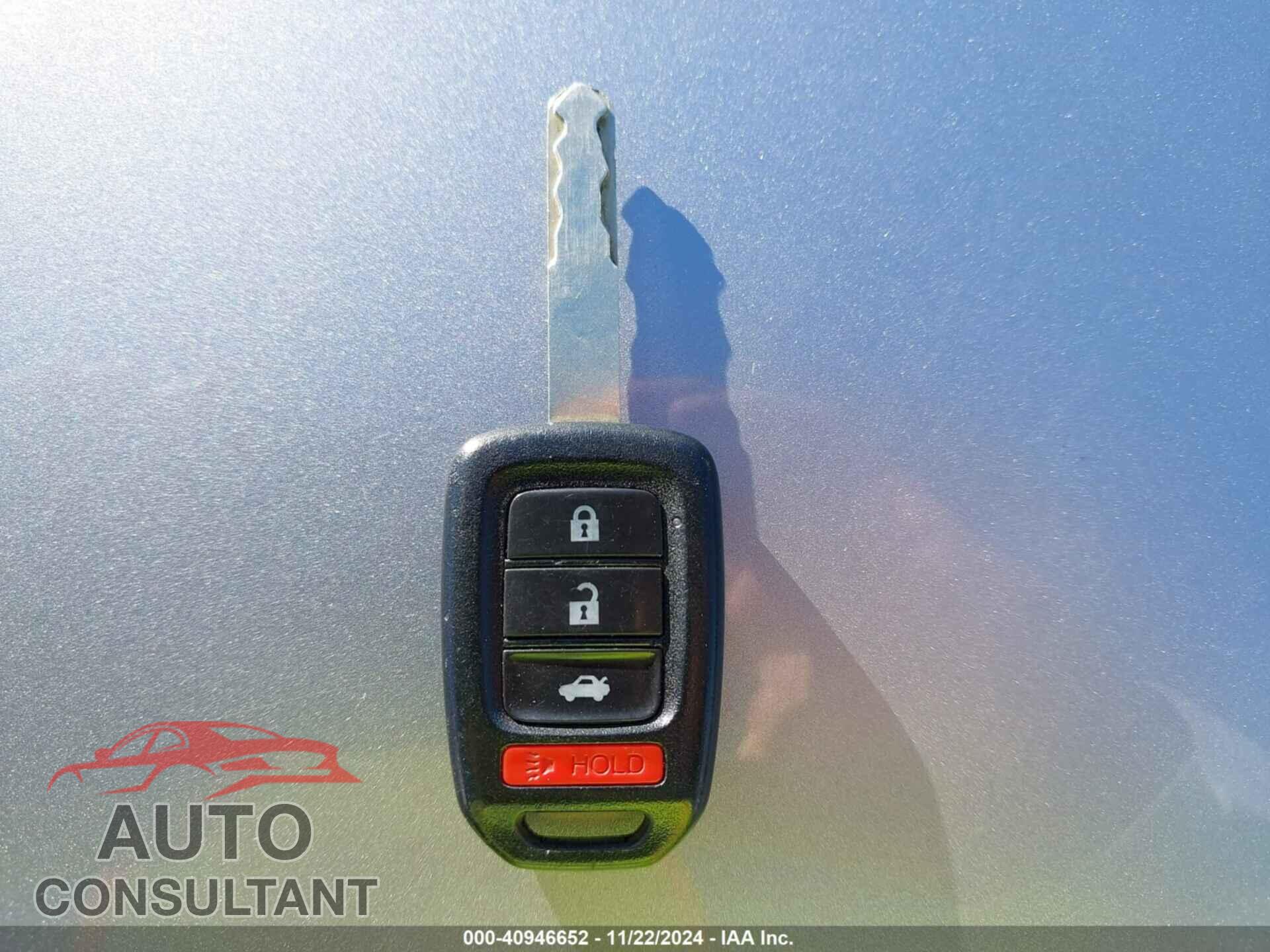 HONDA CIVIC 2019 - 2HGFC2F61KH555421