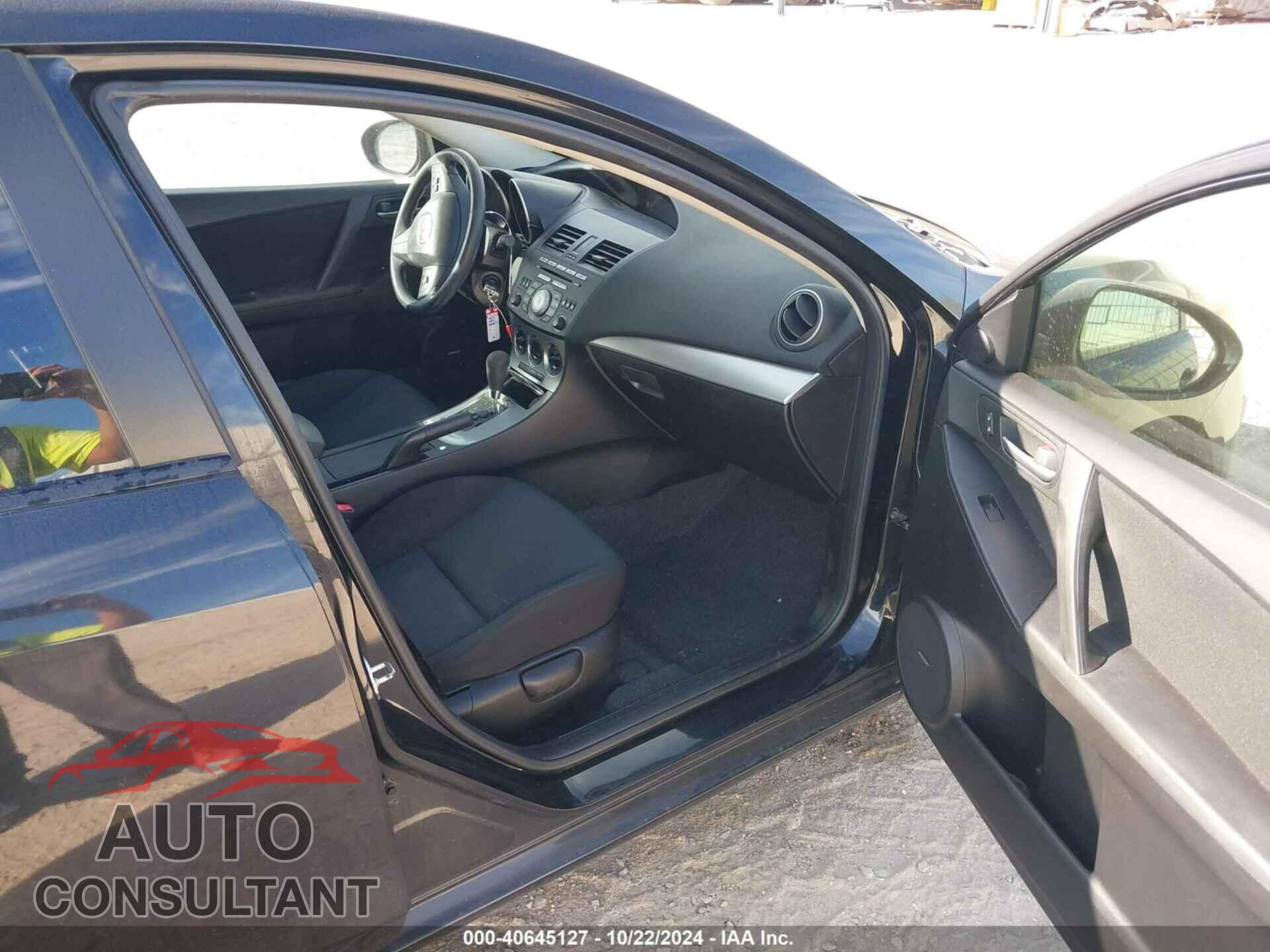 MAZDA MAZDA3 2010 - JM1BL1SF7A1336537
