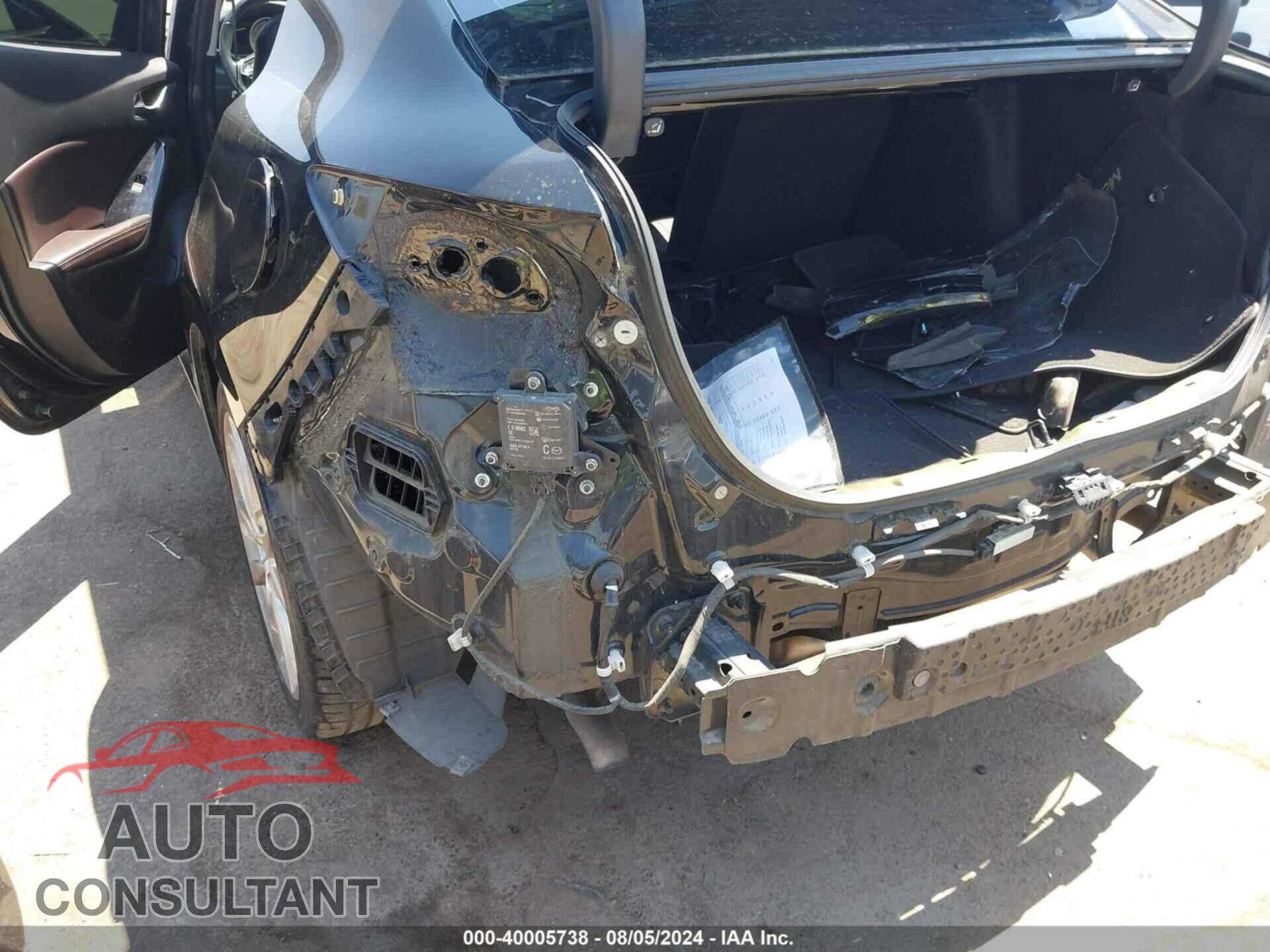 MAZDA MAZDA3 2017 - 3MZBN1V76HM118825