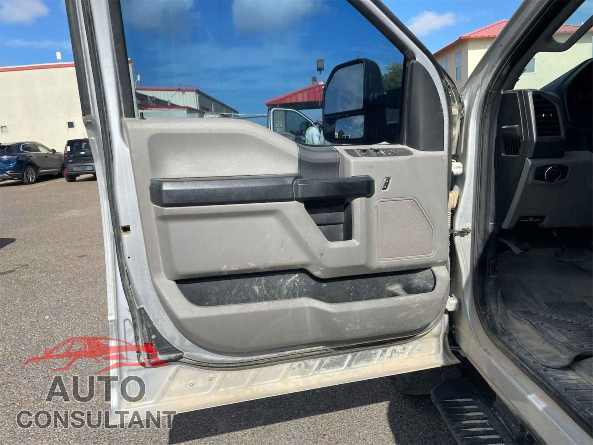 FORD F-250 2018 - 1FT7X2B60JEB43395