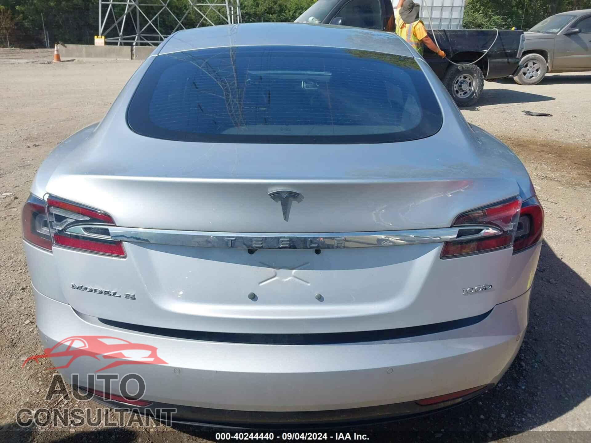 TESLA MODEL S 2017 - 5YJSA1E23HF187365