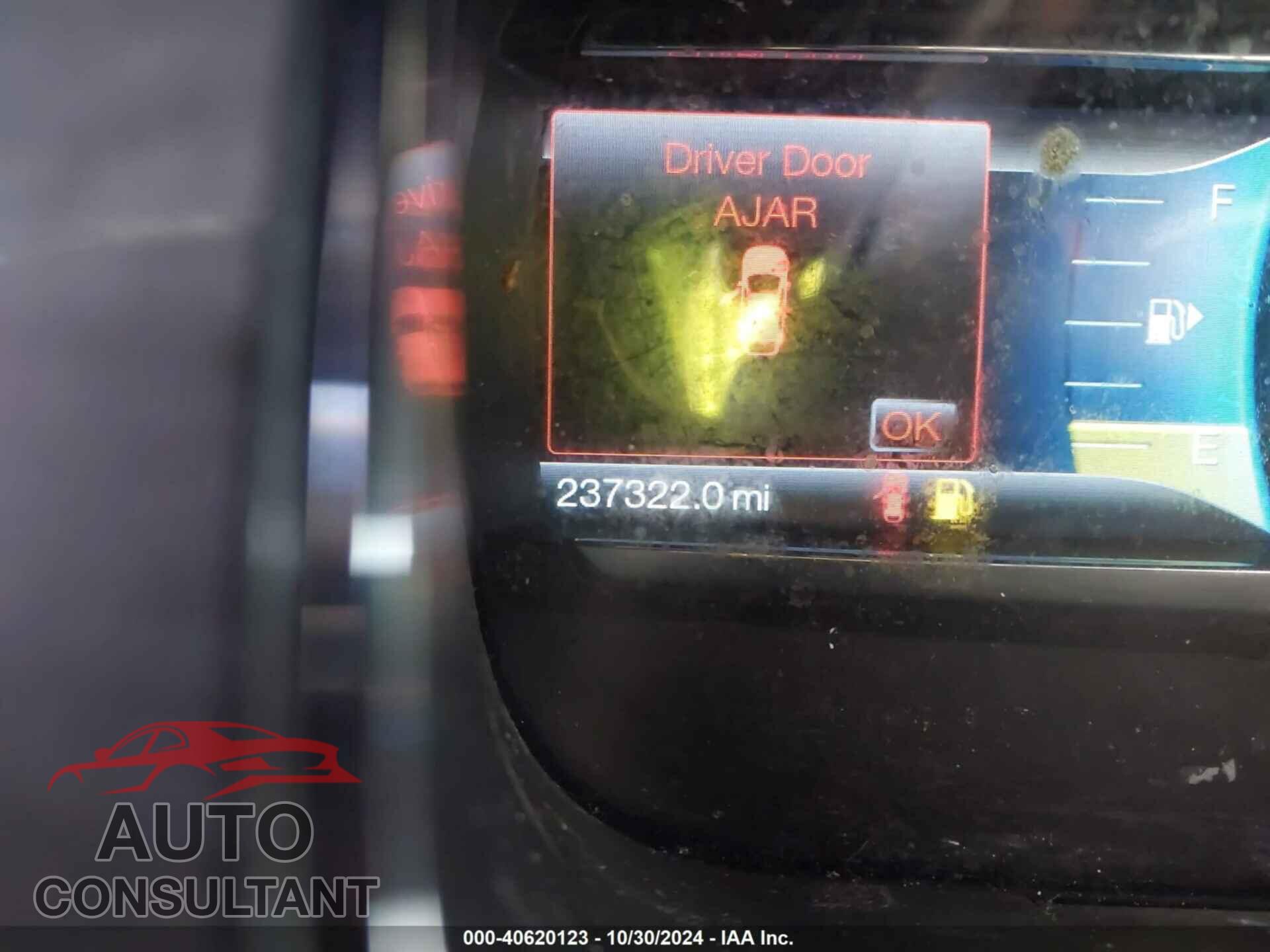 FORD TAURUS 2013 - 1FAHP2E82DG219960