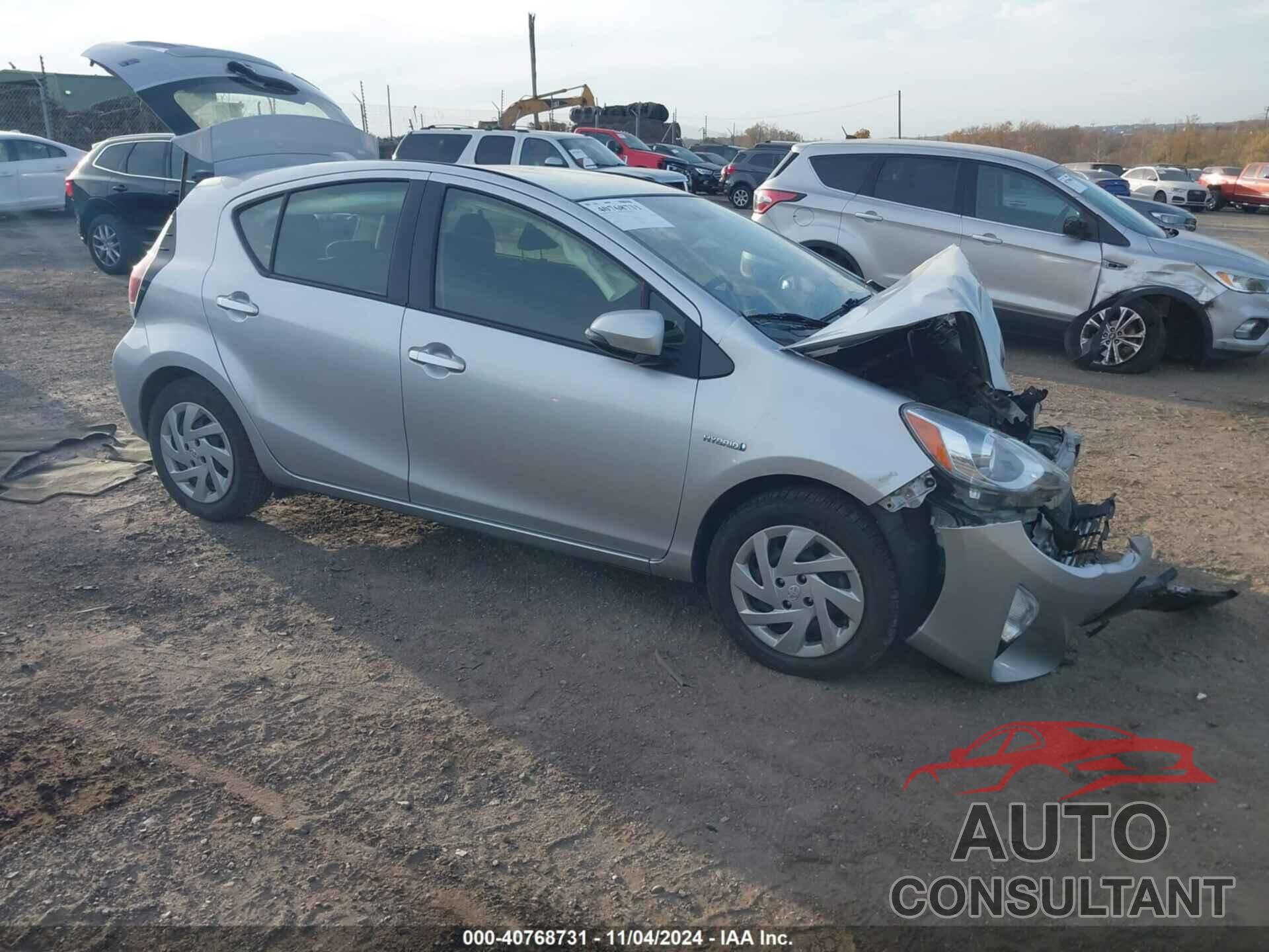 TOYOTA PRIUS C 2015 - JTDKDTB32F1099381