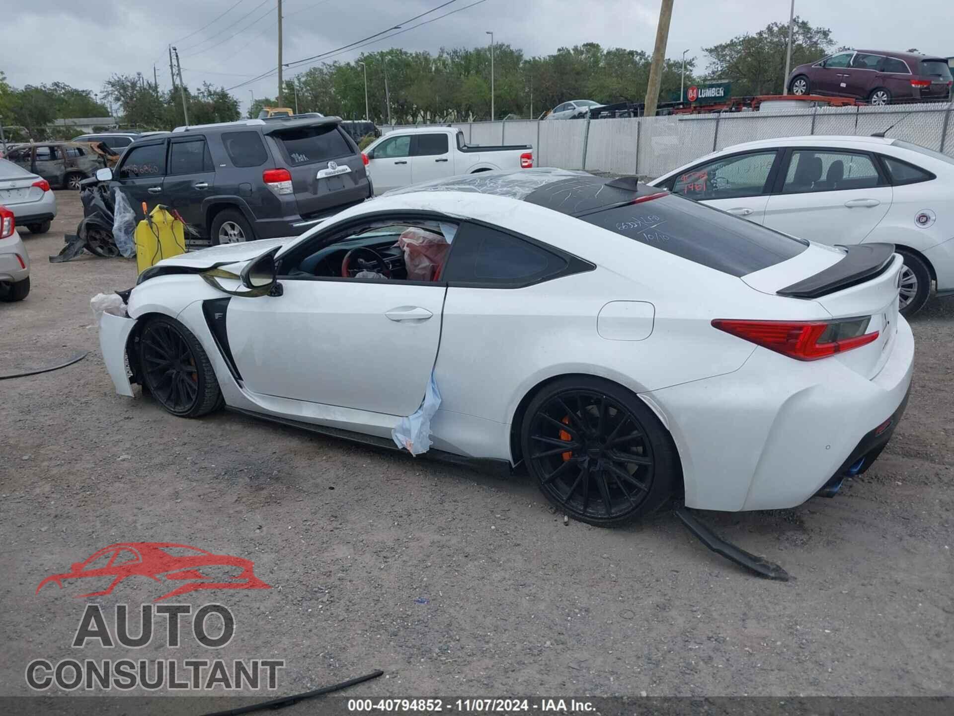 LEXUS RC F 2015 - JTHHP5BC8F5002902