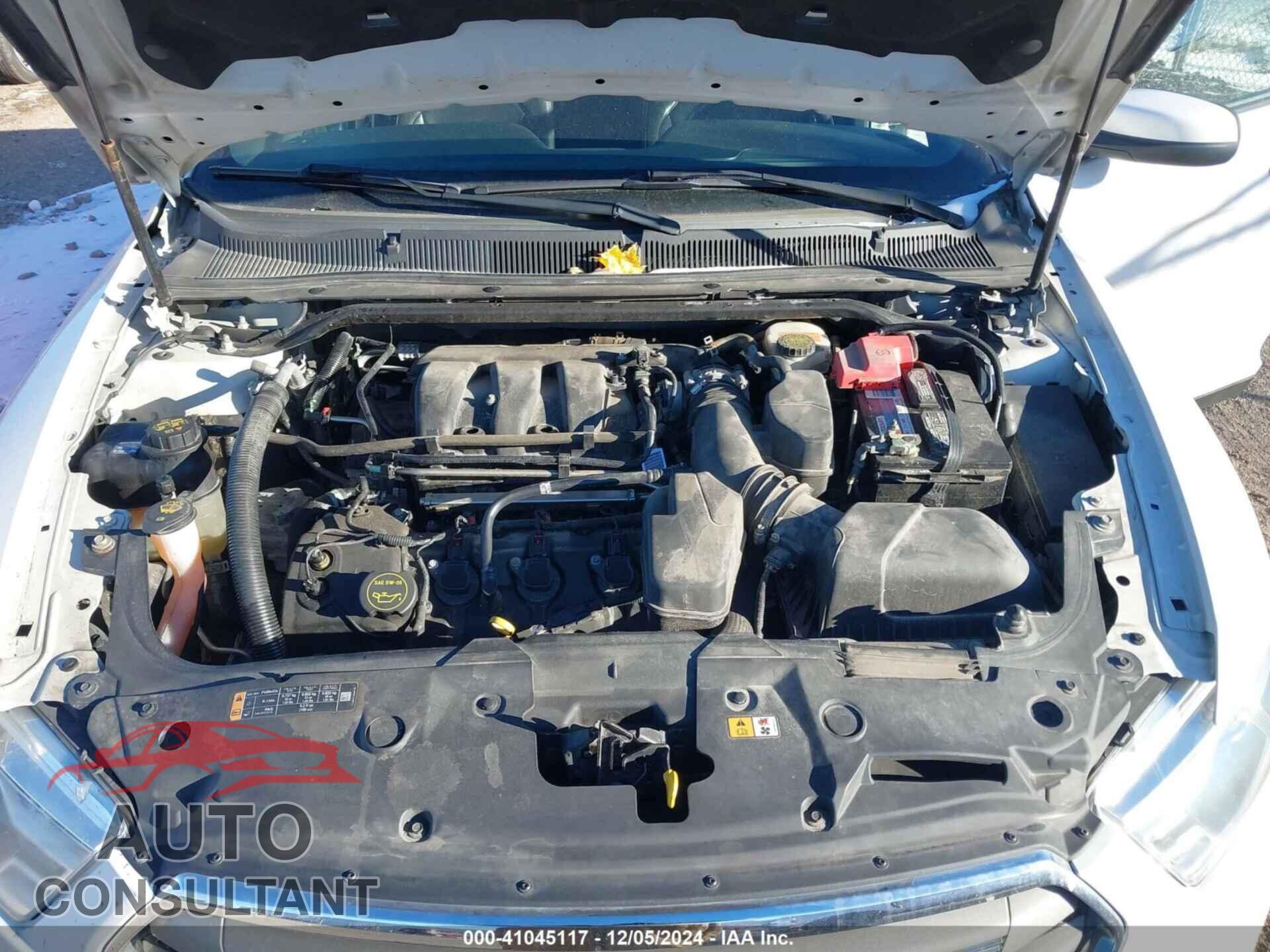 FORD TAURUS 2015 - 1FAHP2E85FG127244