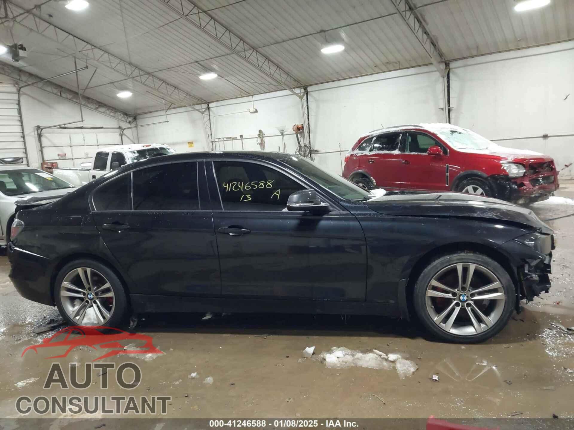 BMW 328I 2013 - WBA3B3C59DF541273