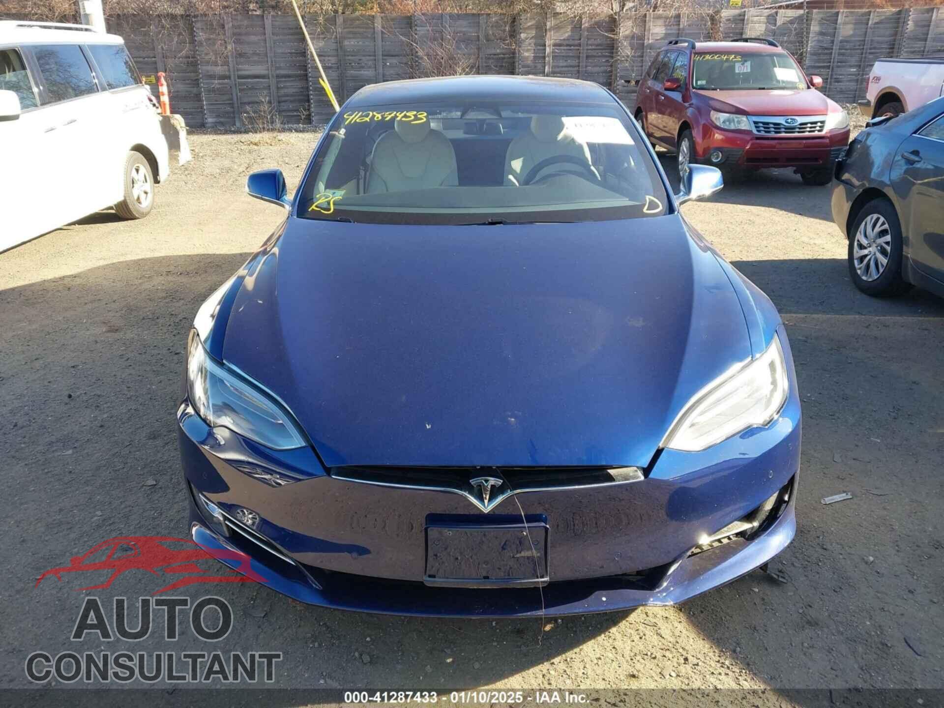 TESLA MODEL S 2020 - 5YJSA1E22LF411900