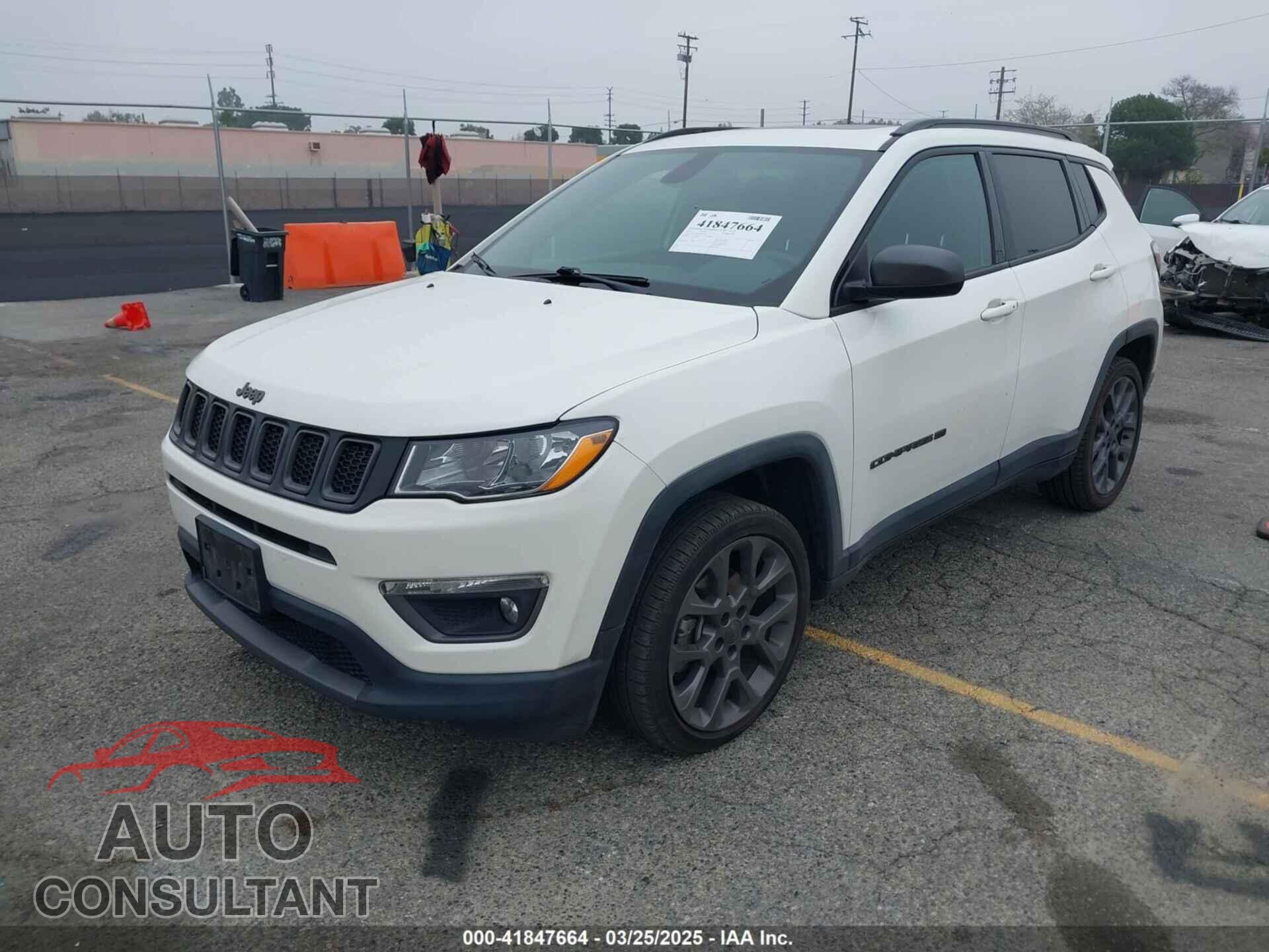 JEEP COMPASS 2021 - 3C4NJCEB4MT577055