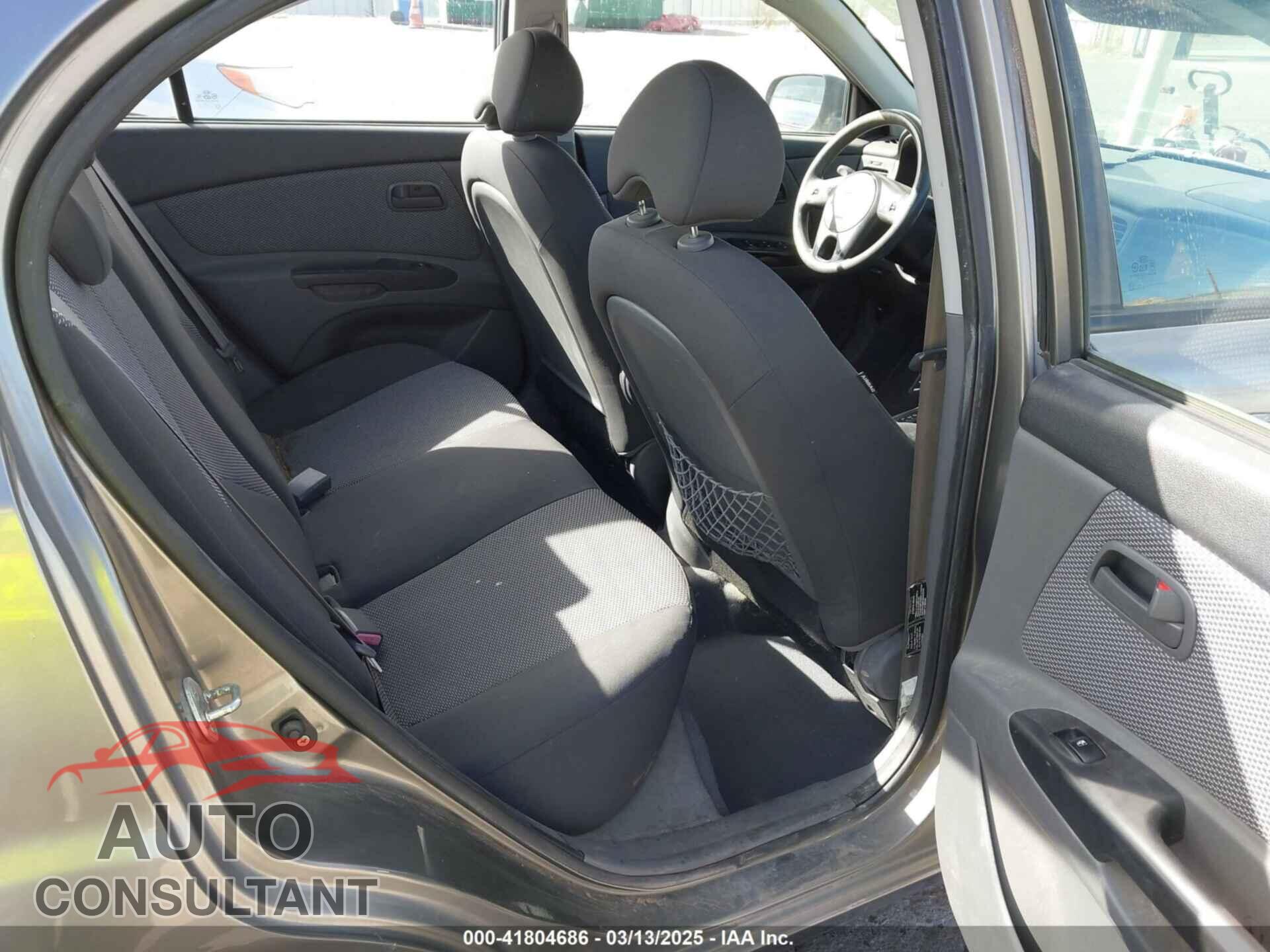 KIA RIO 2010 - KNADH4A34A6674027