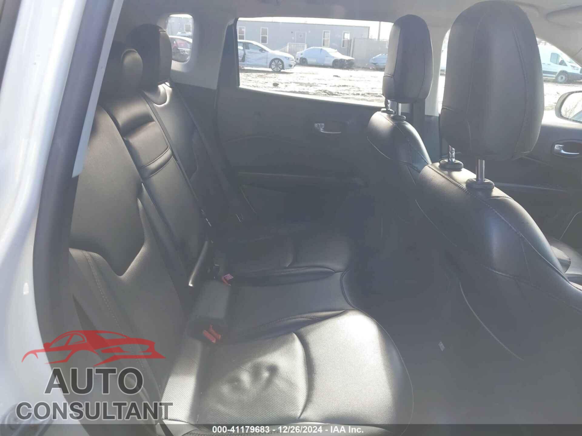 JEEP COMPASS 2019 - 3C4NJDCB6KT656944