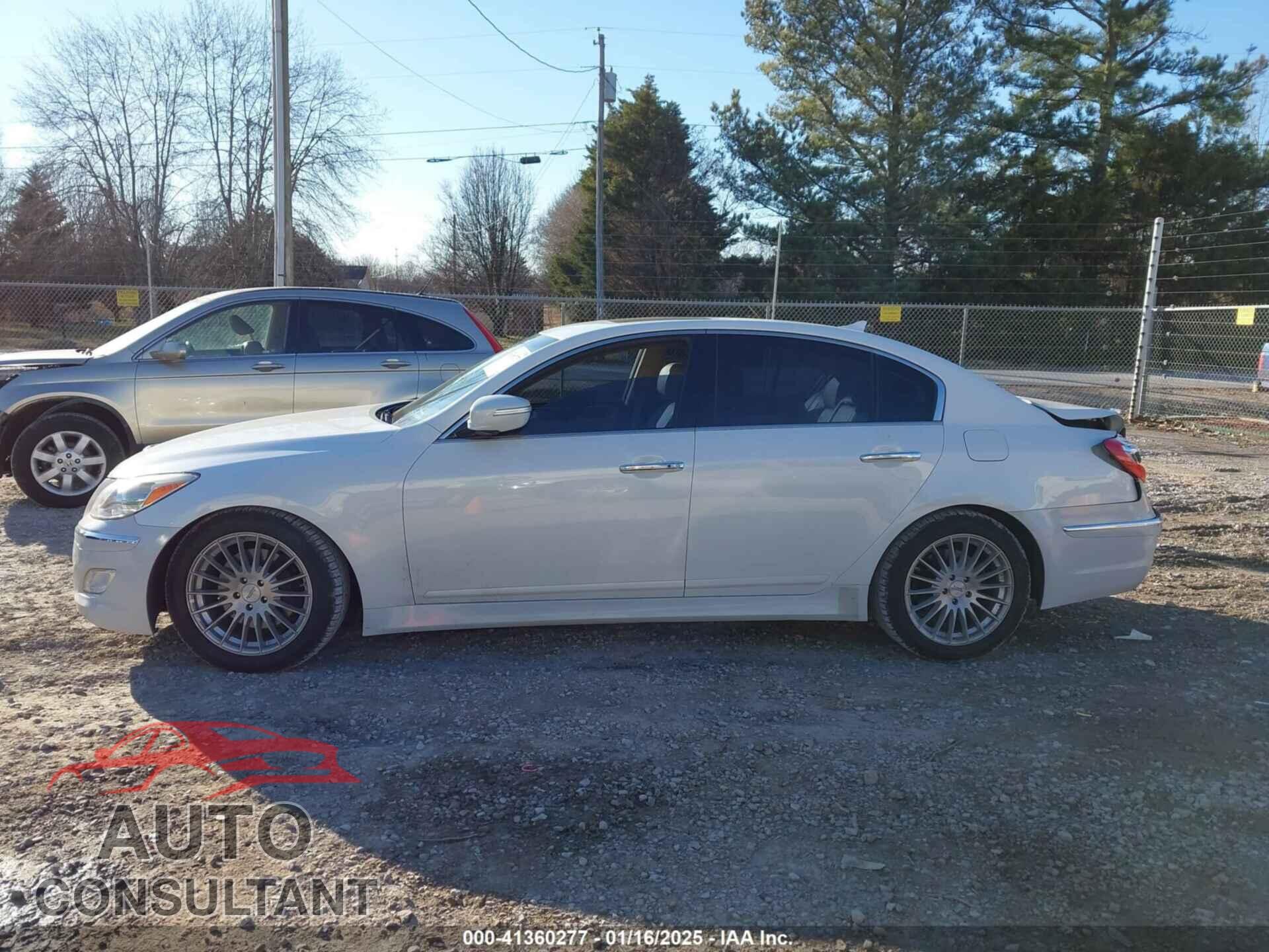 HYUNDAI GENESIS 2012 - KMHGC4DD7CU184520