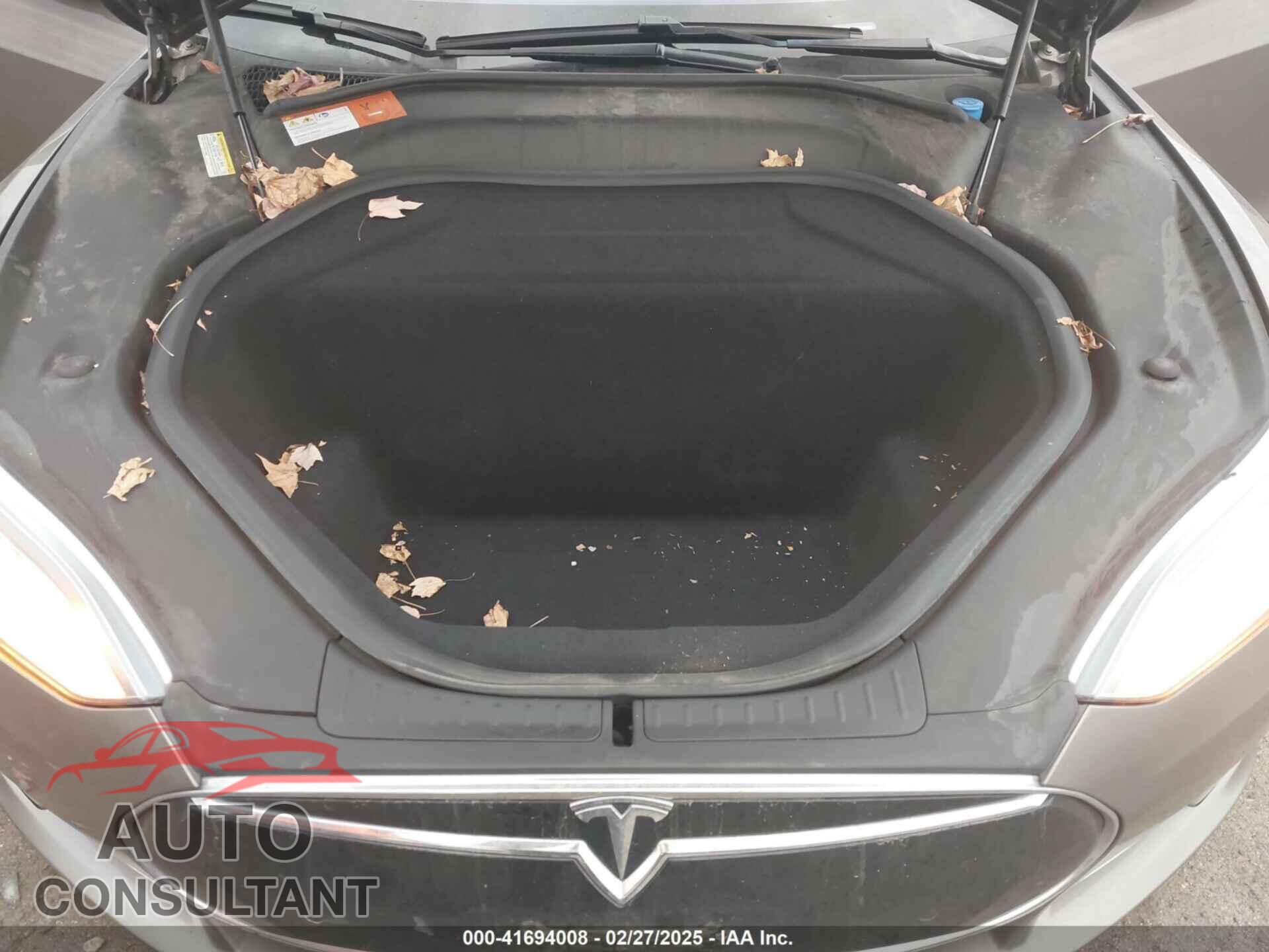 TESLA MODEL S 2015 - 5YJSA1E22FF109558