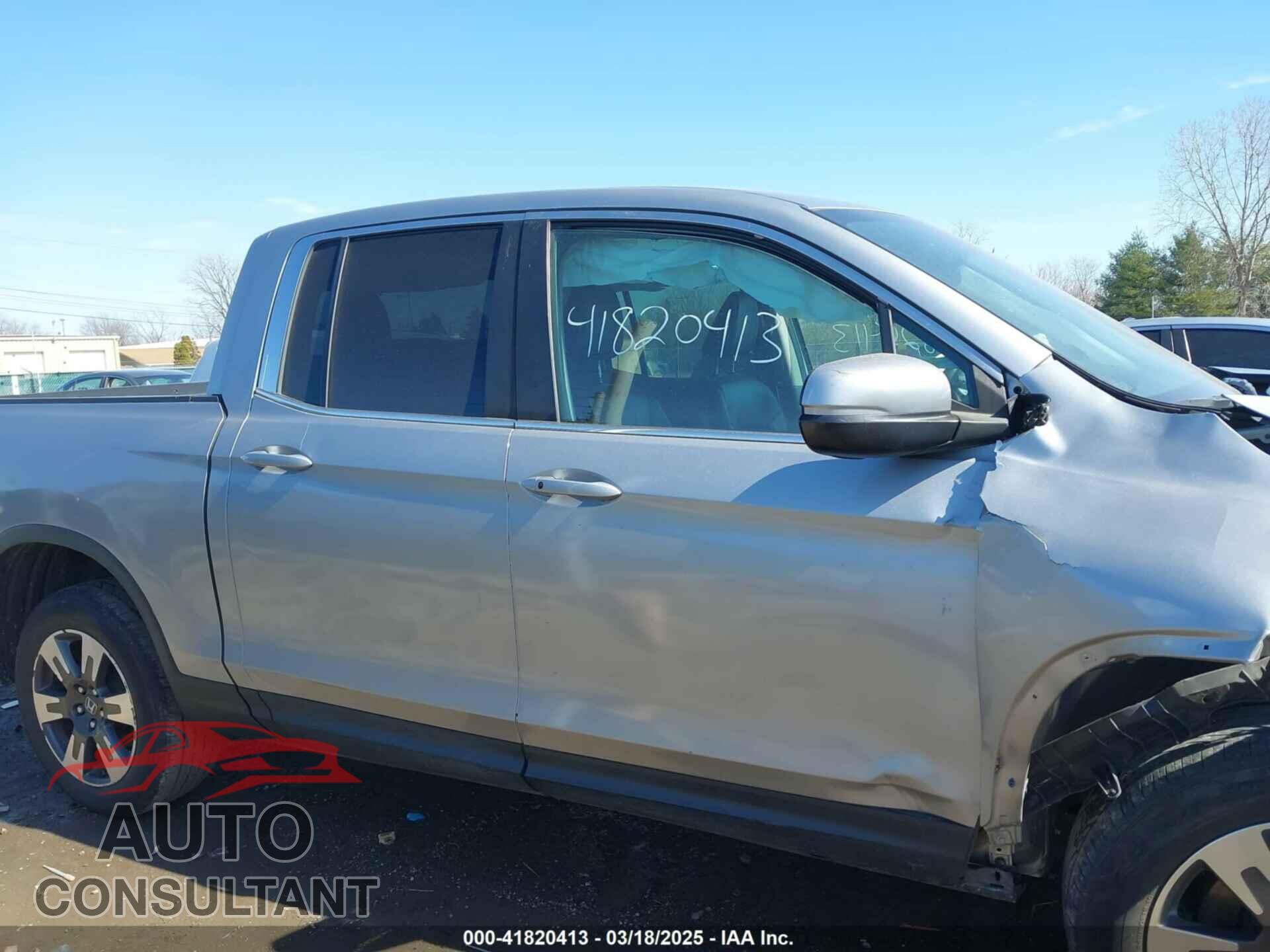 HONDA RIDGELINE 2017 - 5FPYK3F52HB017016