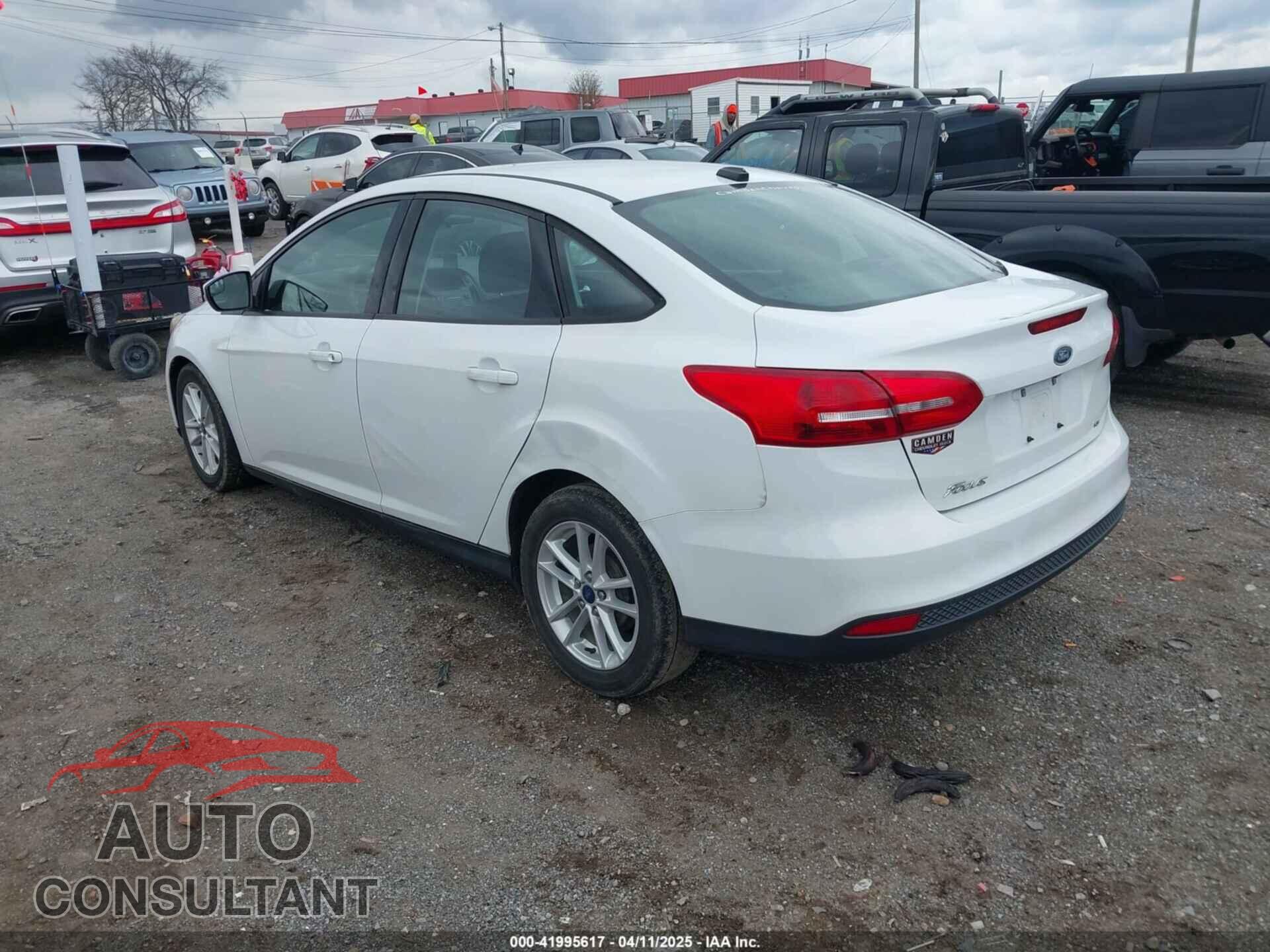 FORD FOCUS 2017 - 1FADP3F26HL320298