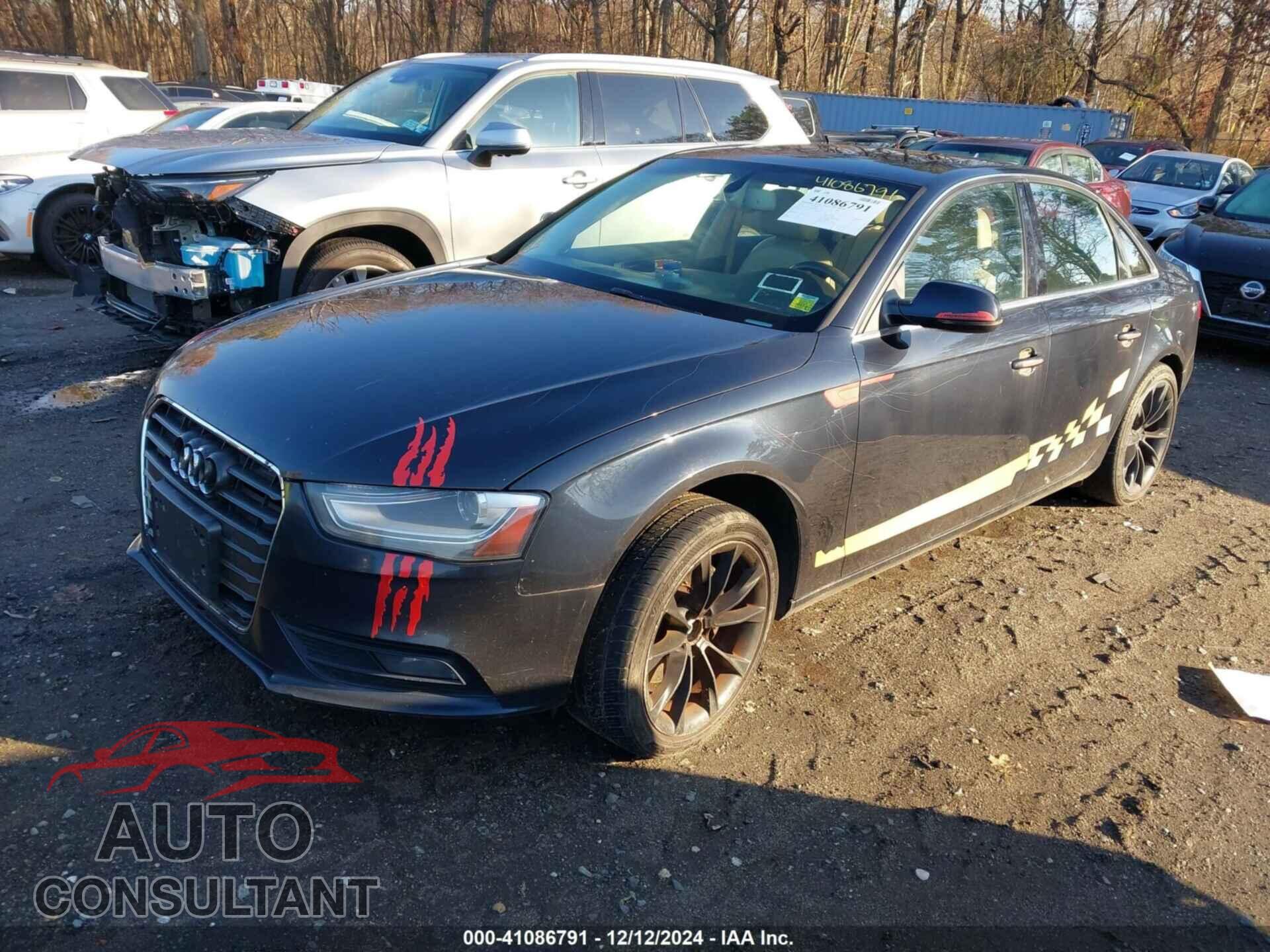 AUDI A4 2013 - WAUFFAFL5DN034702