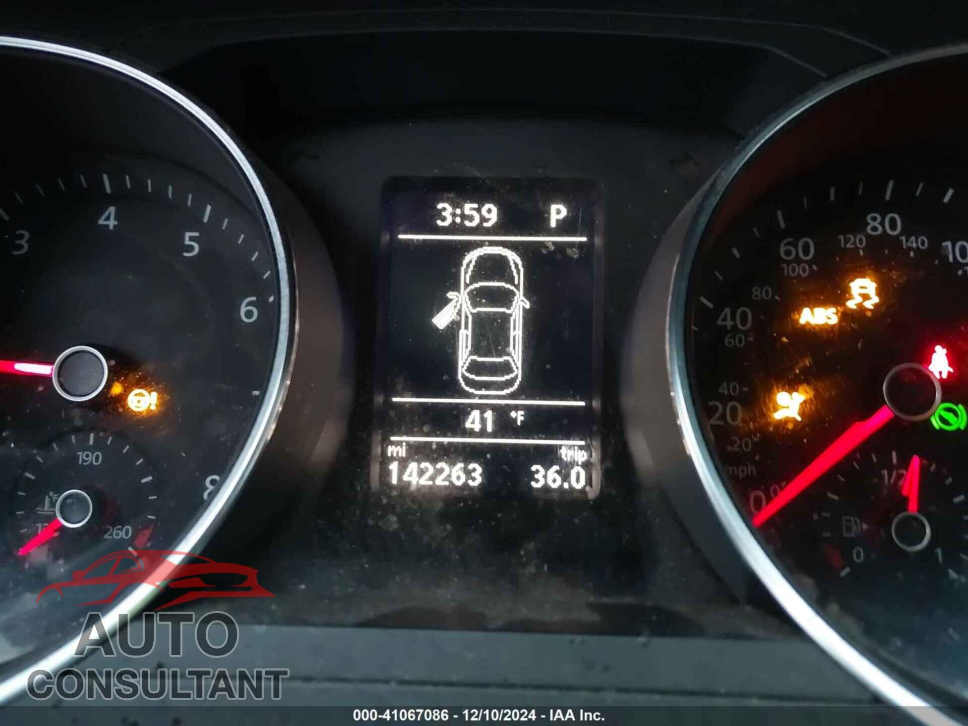 VOLKSWAGEN JETTA 2017 - 3VWDB7AJ9HM400267