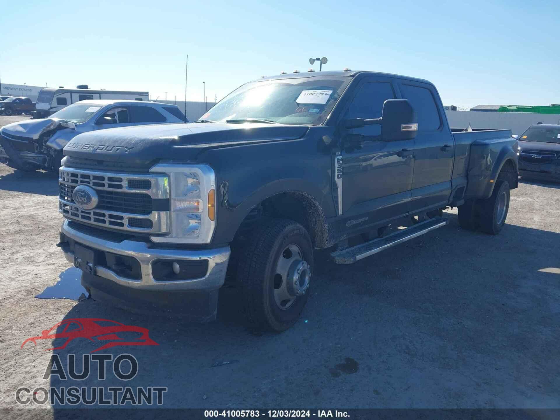 FORD F350 2024 - 01FT8W3DT4RED8356