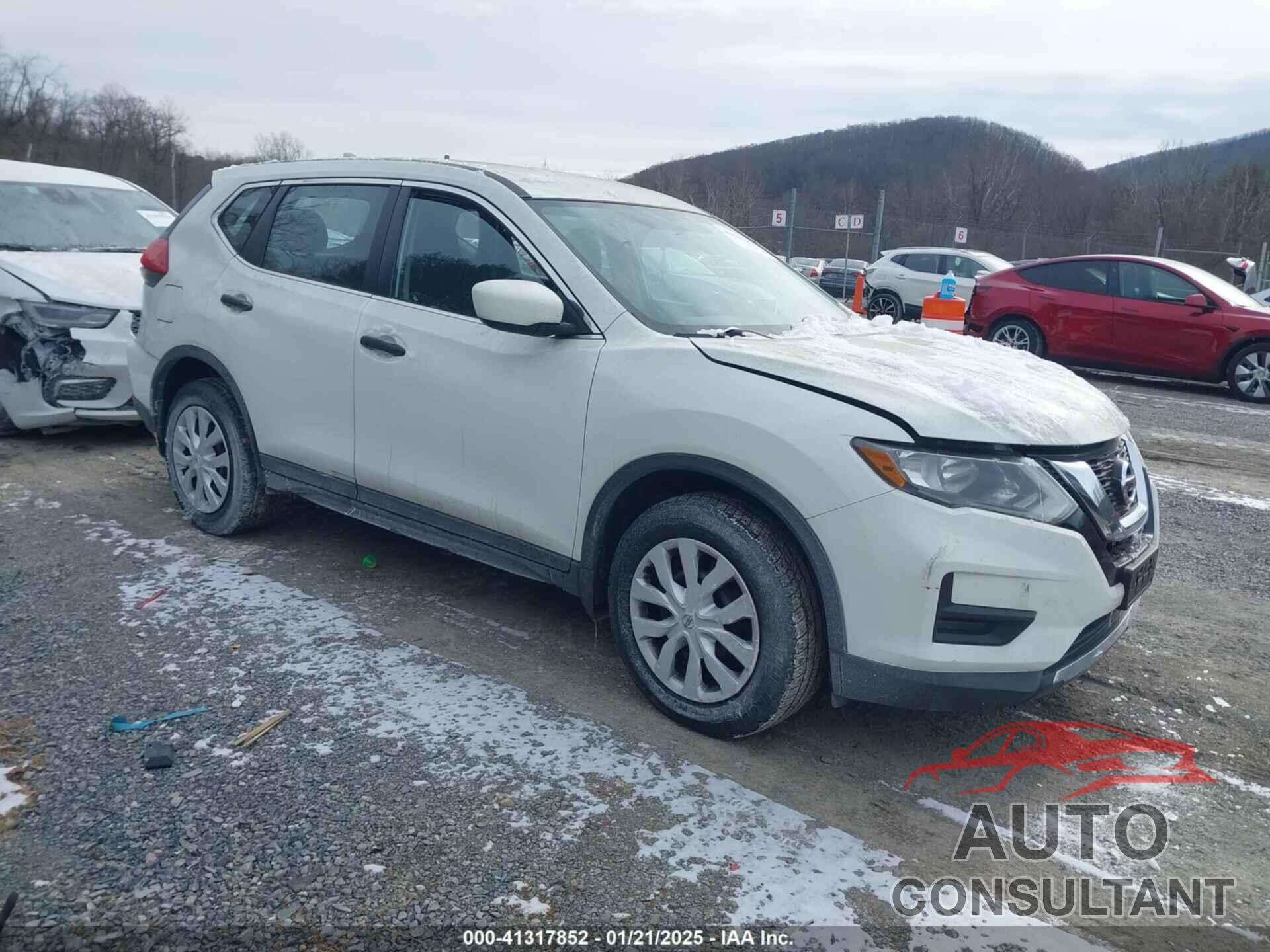 NISSAN ROGUE 2017 - KNMAT2MV3HP501853