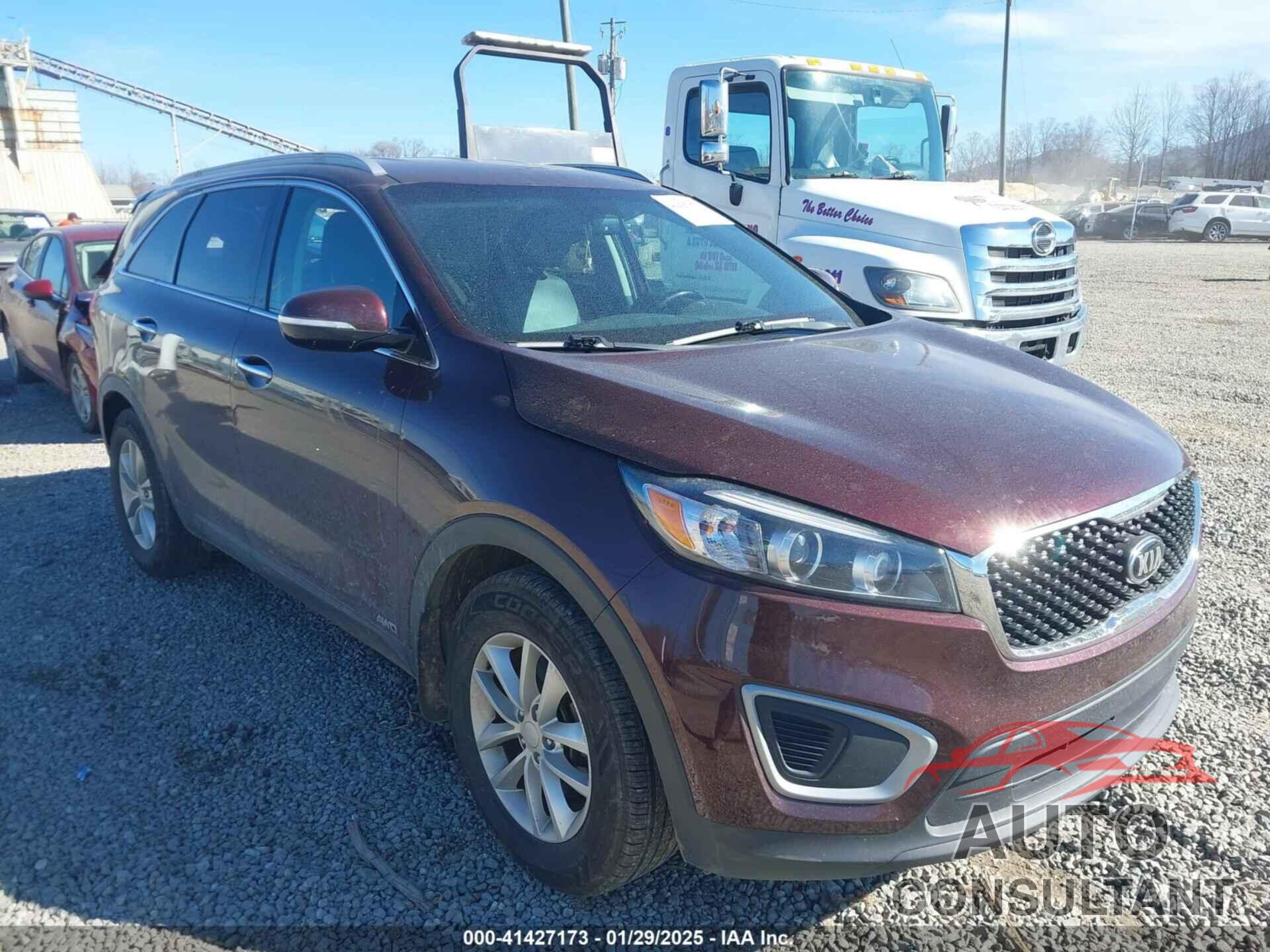 KIA SORENTO 2017 - 5XYPGDA31HG320931