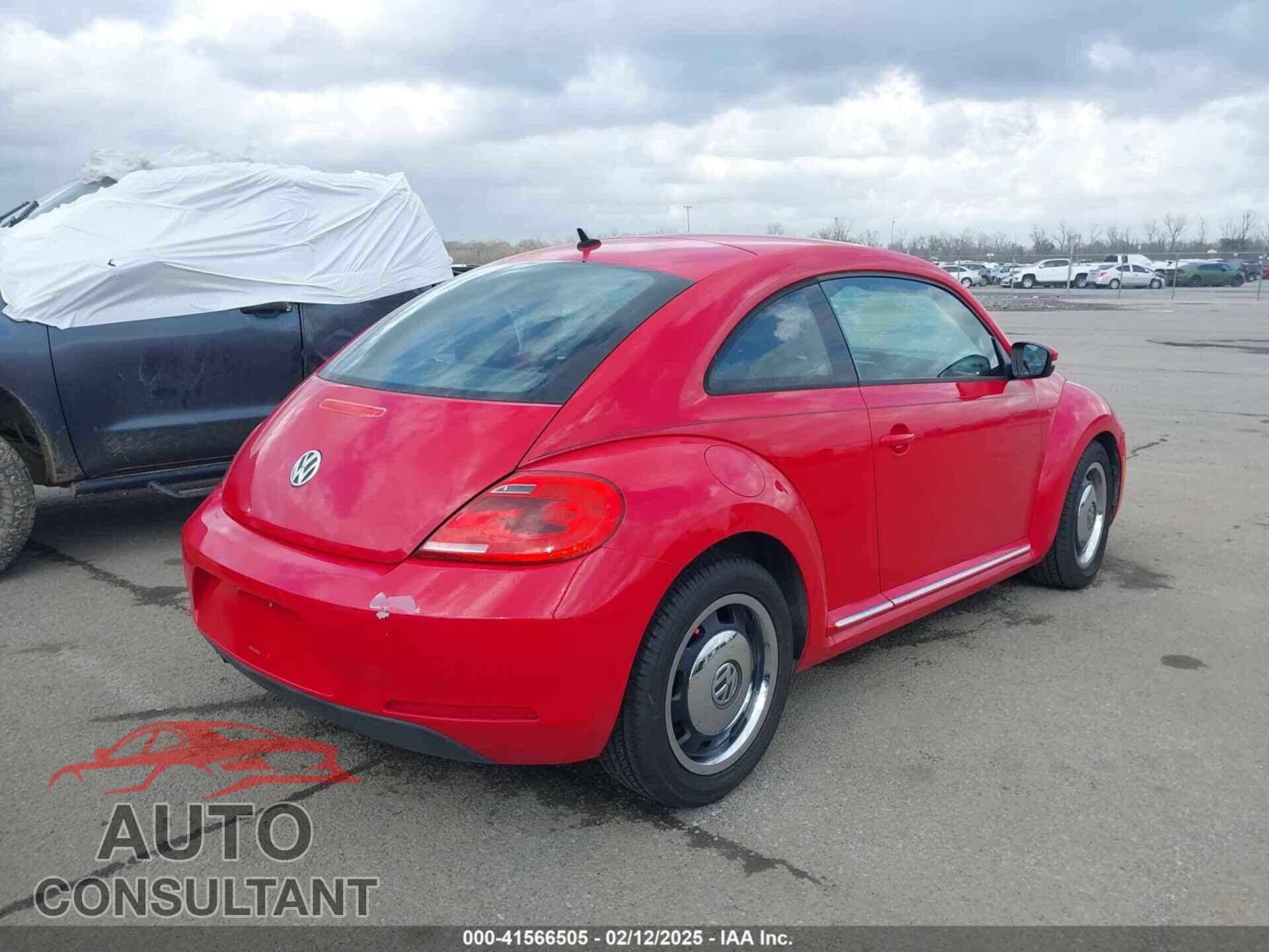 VOLKSWAGEN BEETLE 2012 - 3VWJP7AT4CM608099