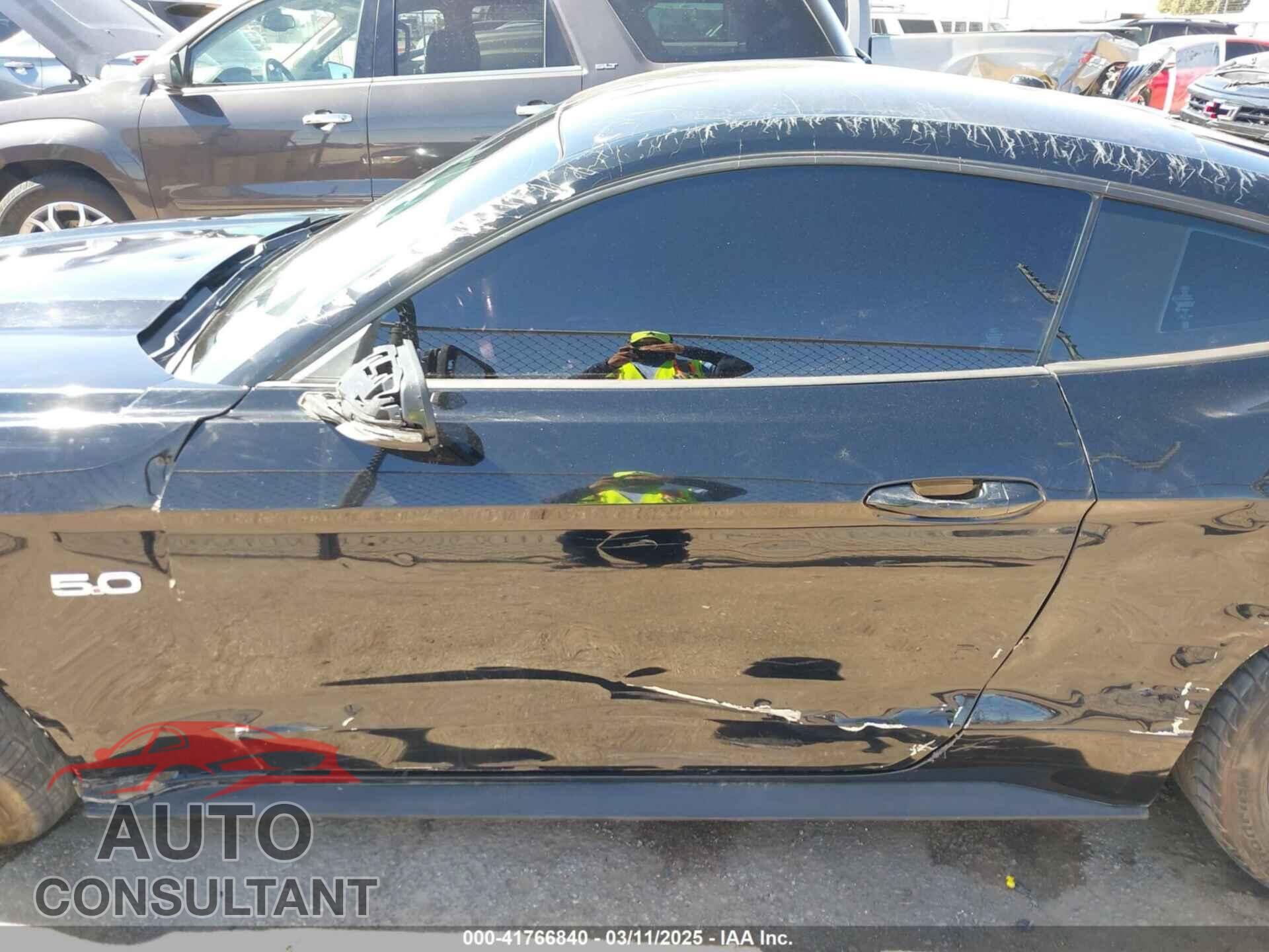 FORD MUSTANG 2017 - 1FA6P8CF8H5312656