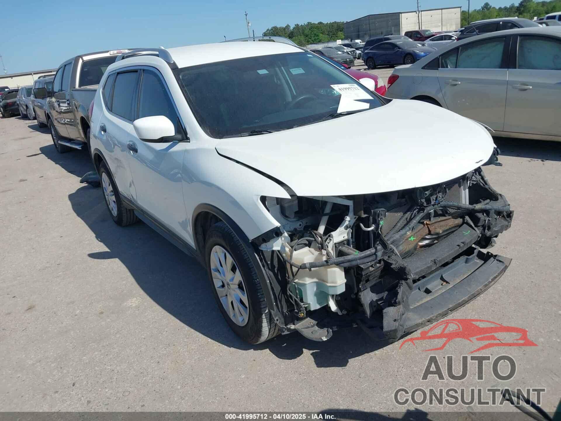 NISSAN ROGUE 2017 - KNMAT2MT7HP525264