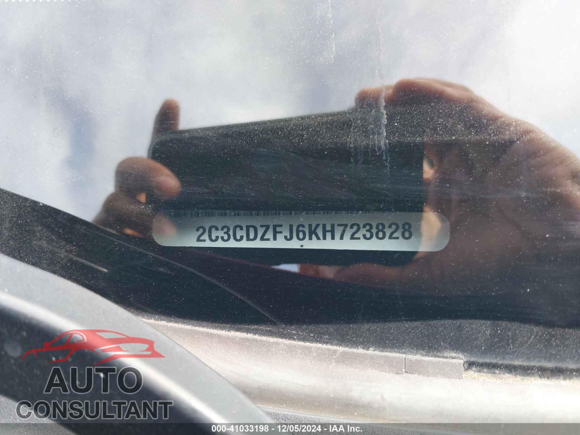 DODGE CHALLENGER 2019 - 2C3CDZFJ6KH723828