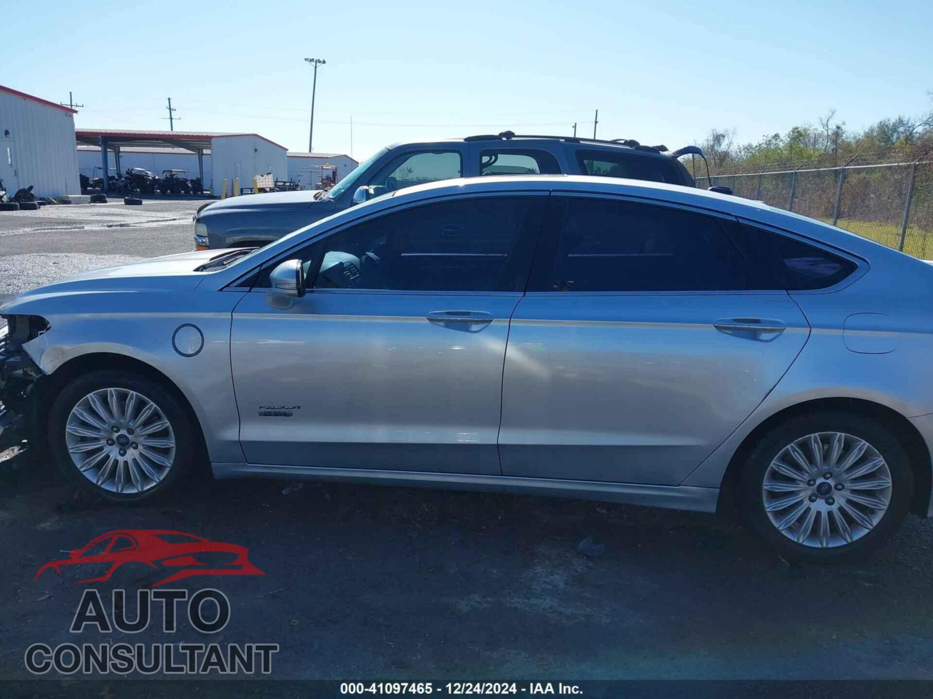 FORD FUSION ENERGI 2013 - 3FA6P0SUXDR285145