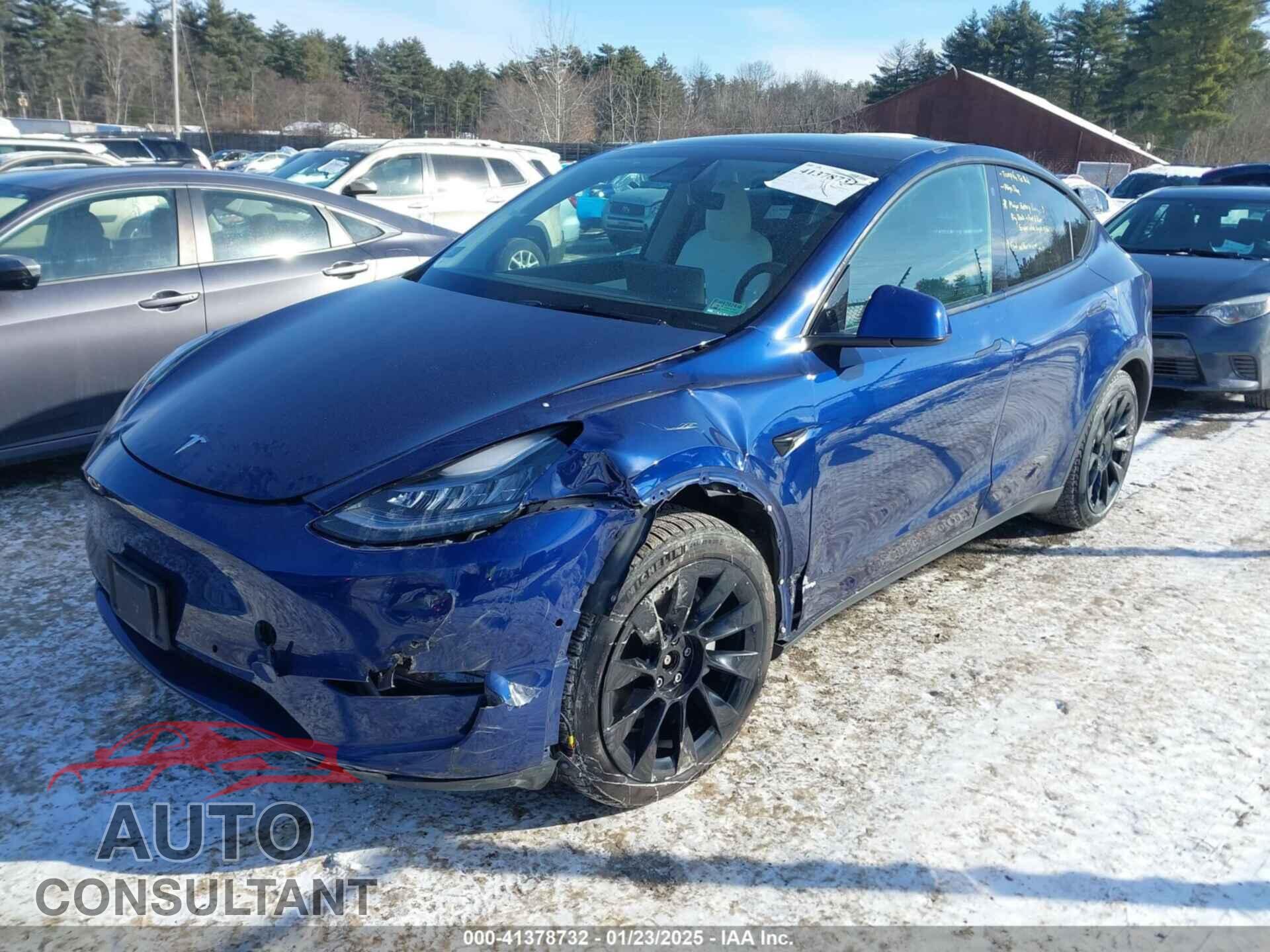 TESLA MODEL Y 2021 - 5YJYGAEE1MF144432