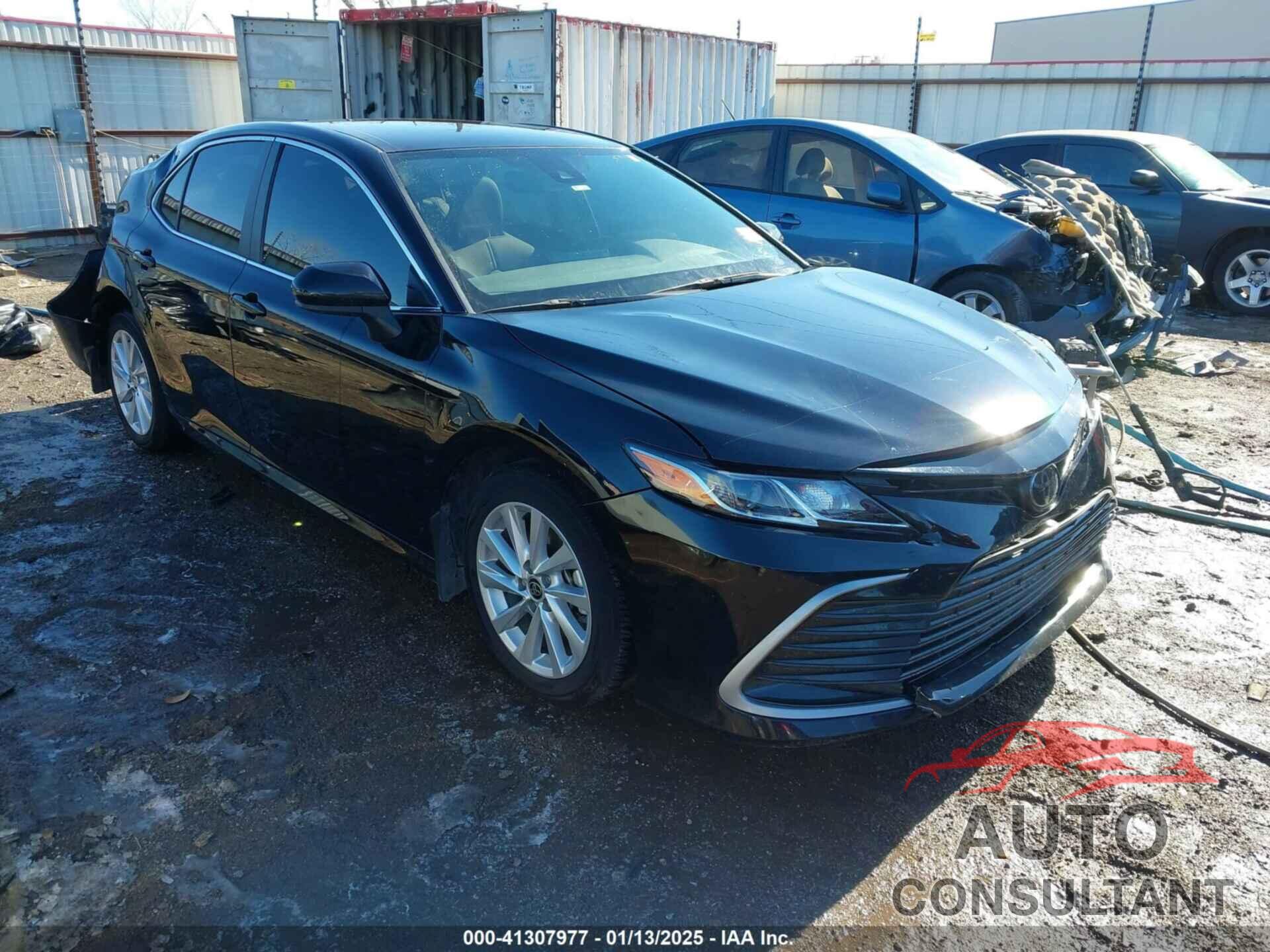 TOYOTA CAMRY 2023 - 4T1C11AK6PU775658