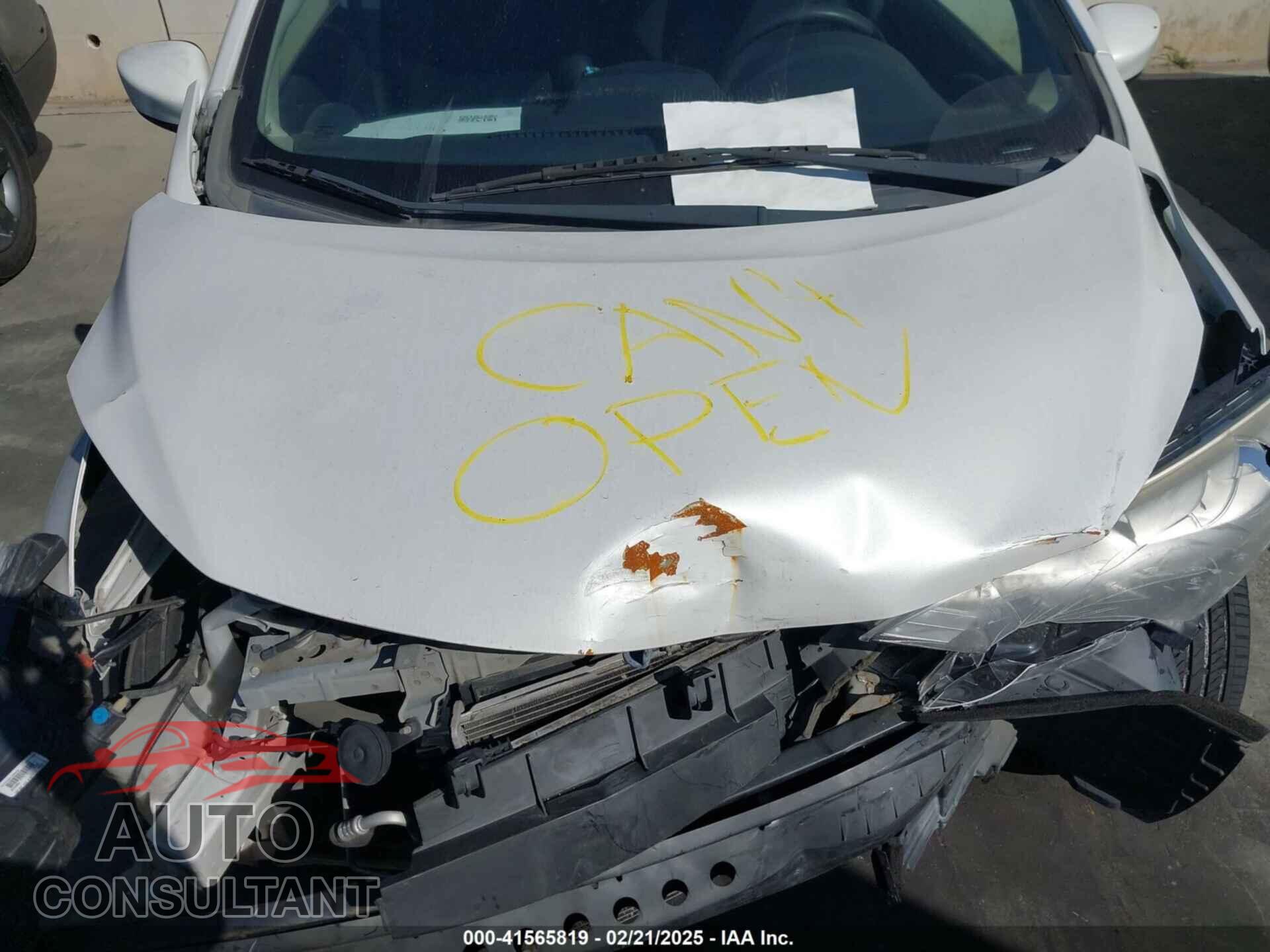 NISSAN VERSA NOTE 2015 - 3N1CE2CP9FL374091