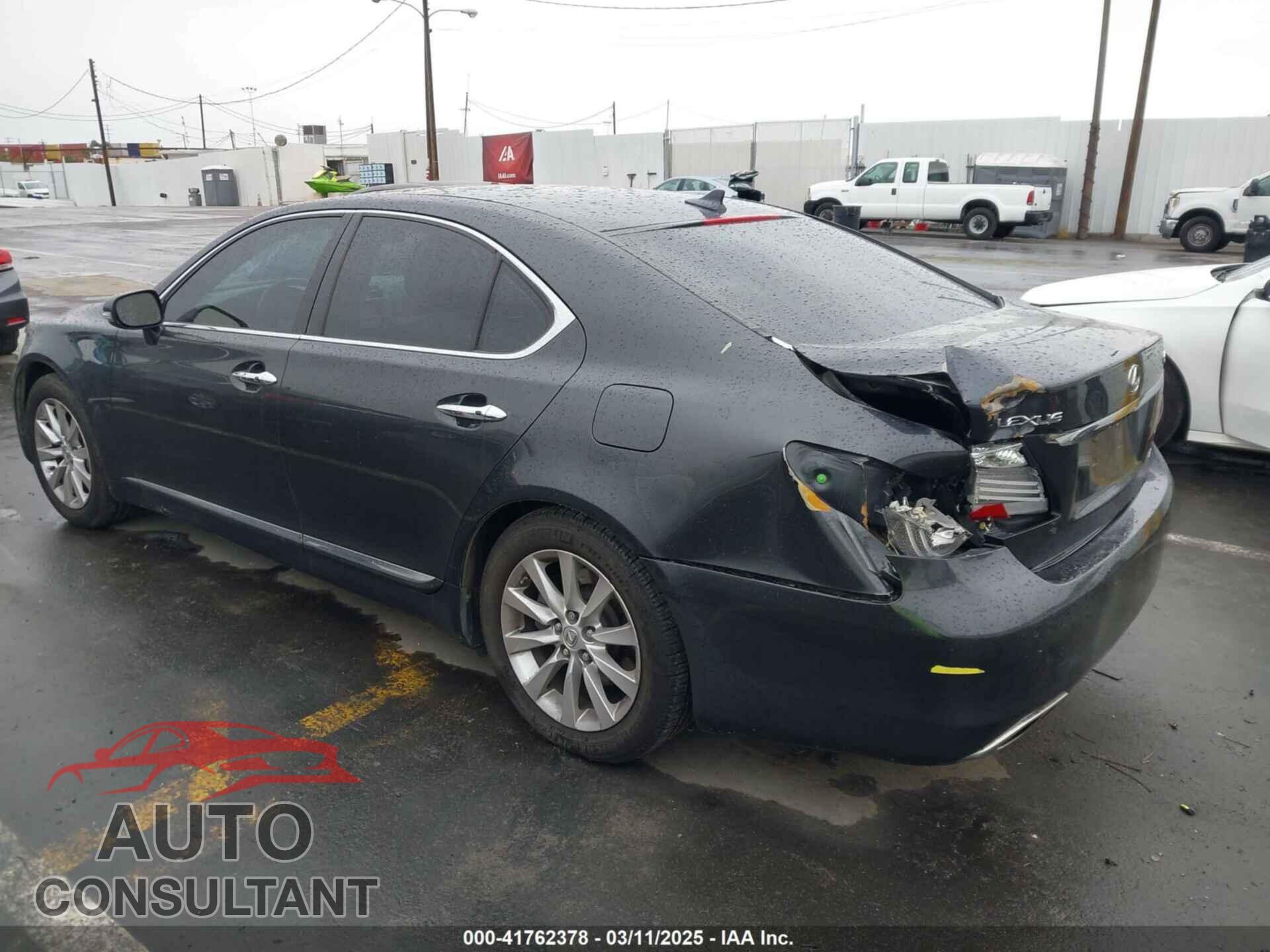 LEXUS LS 460 2010 - JTHCL5EF2A5007842