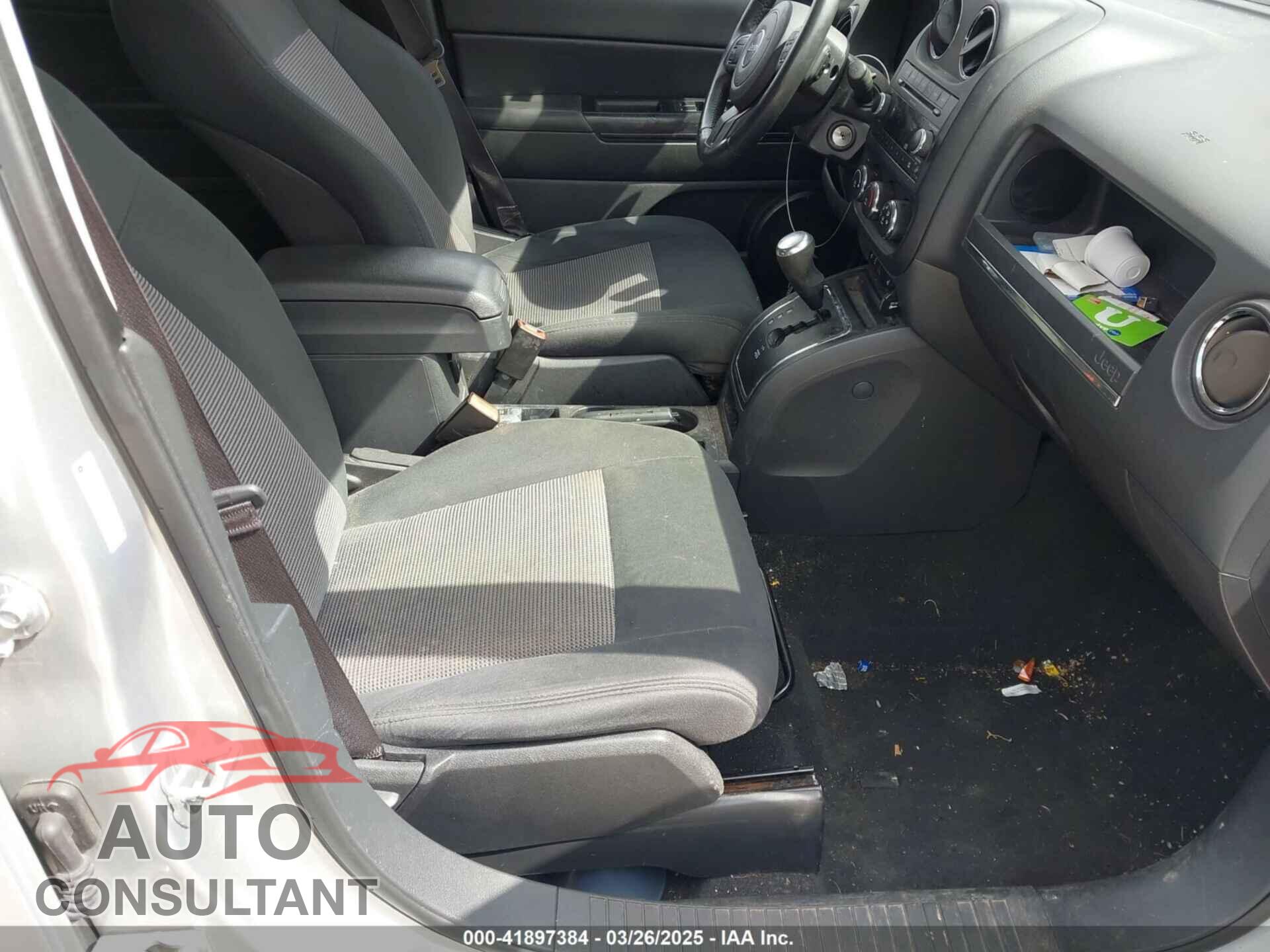 JEEP COMPASS 2011 - 1J4NF4FB0BD222614