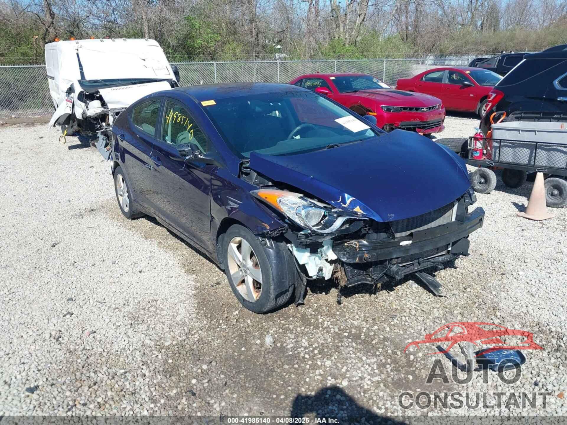 HYUNDAI ELANTRA 2013 - 5NPDH4AE4DH307157